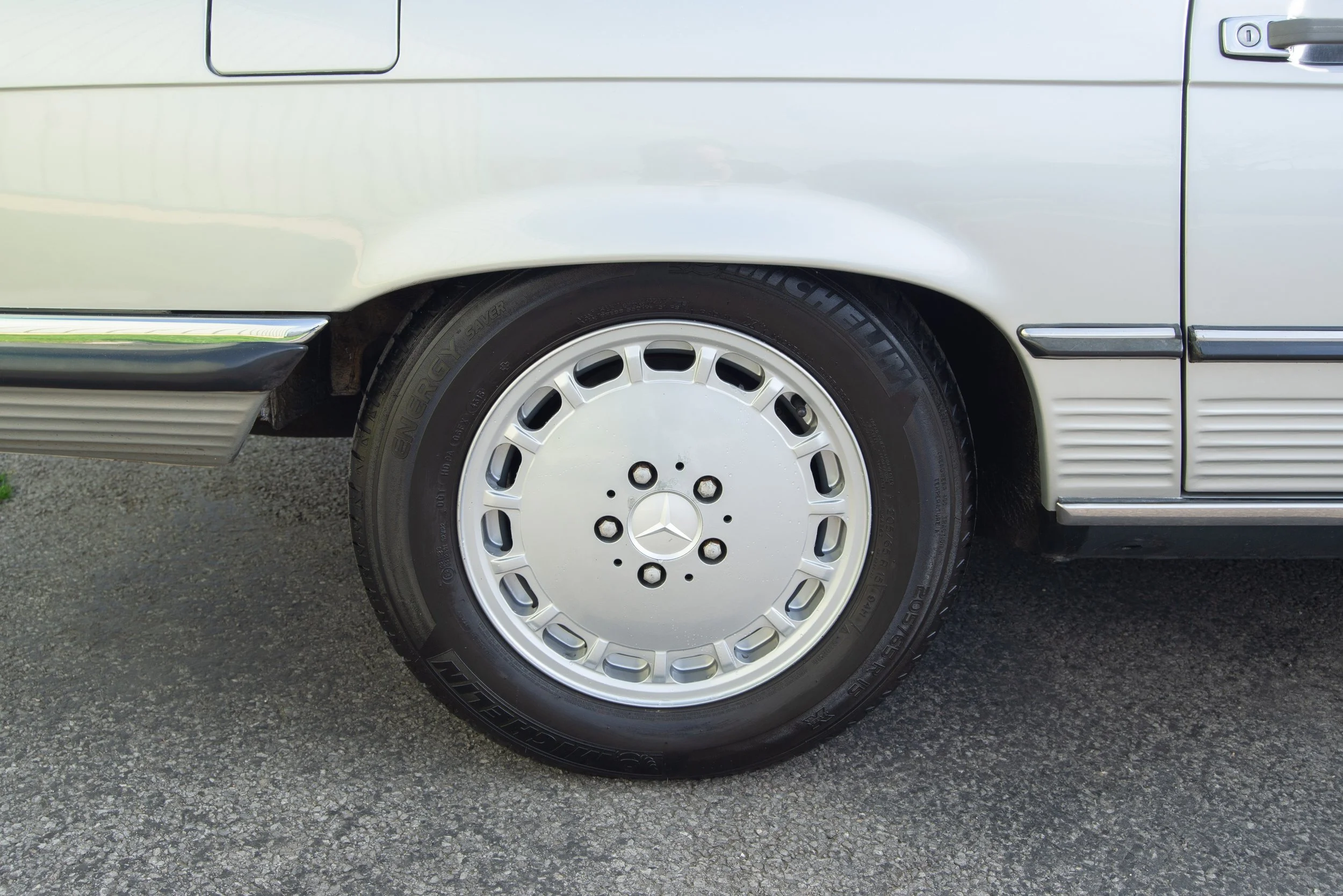 Mercedes 420SL-15.jpg