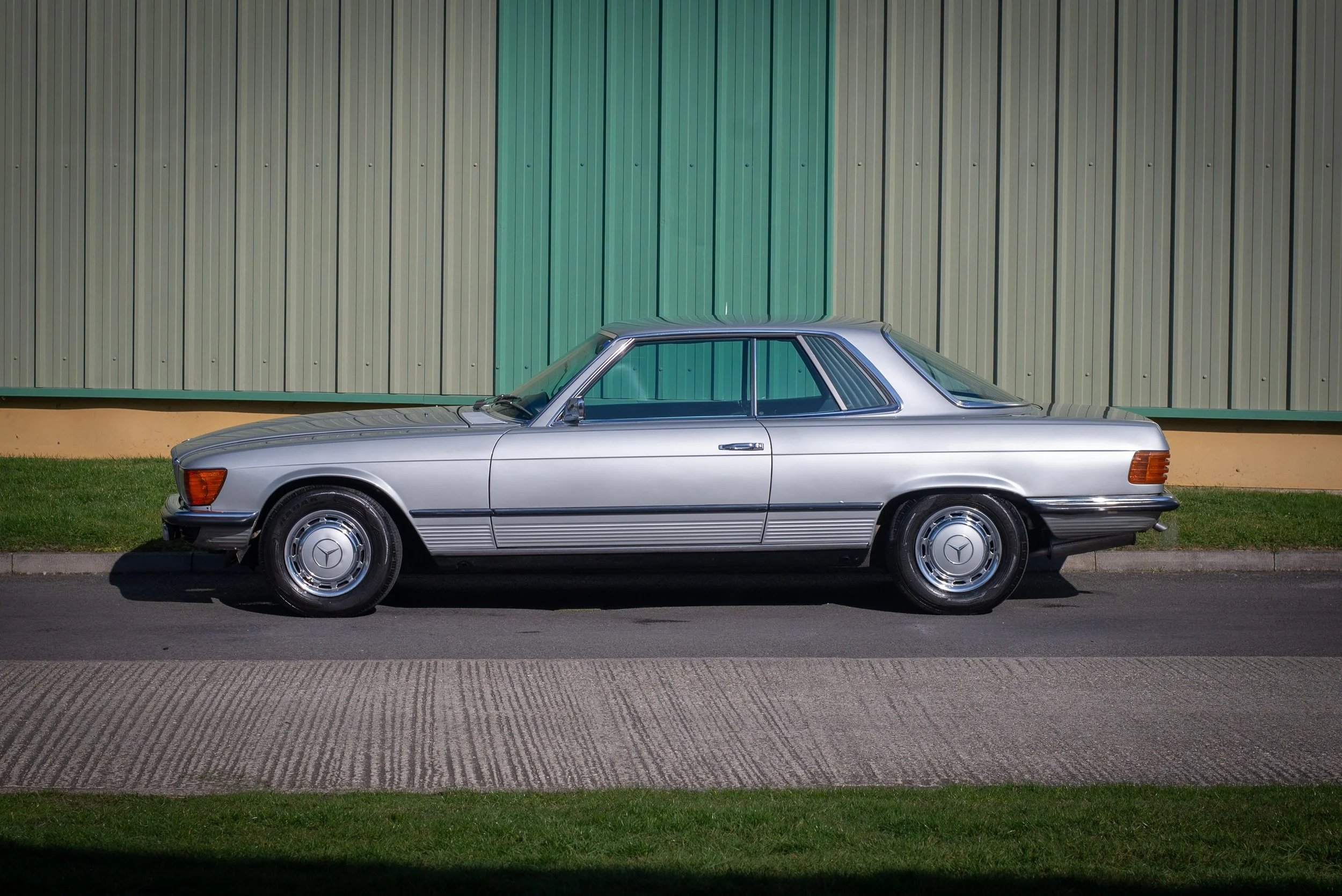 Mercedes 350SLC-37.jpg