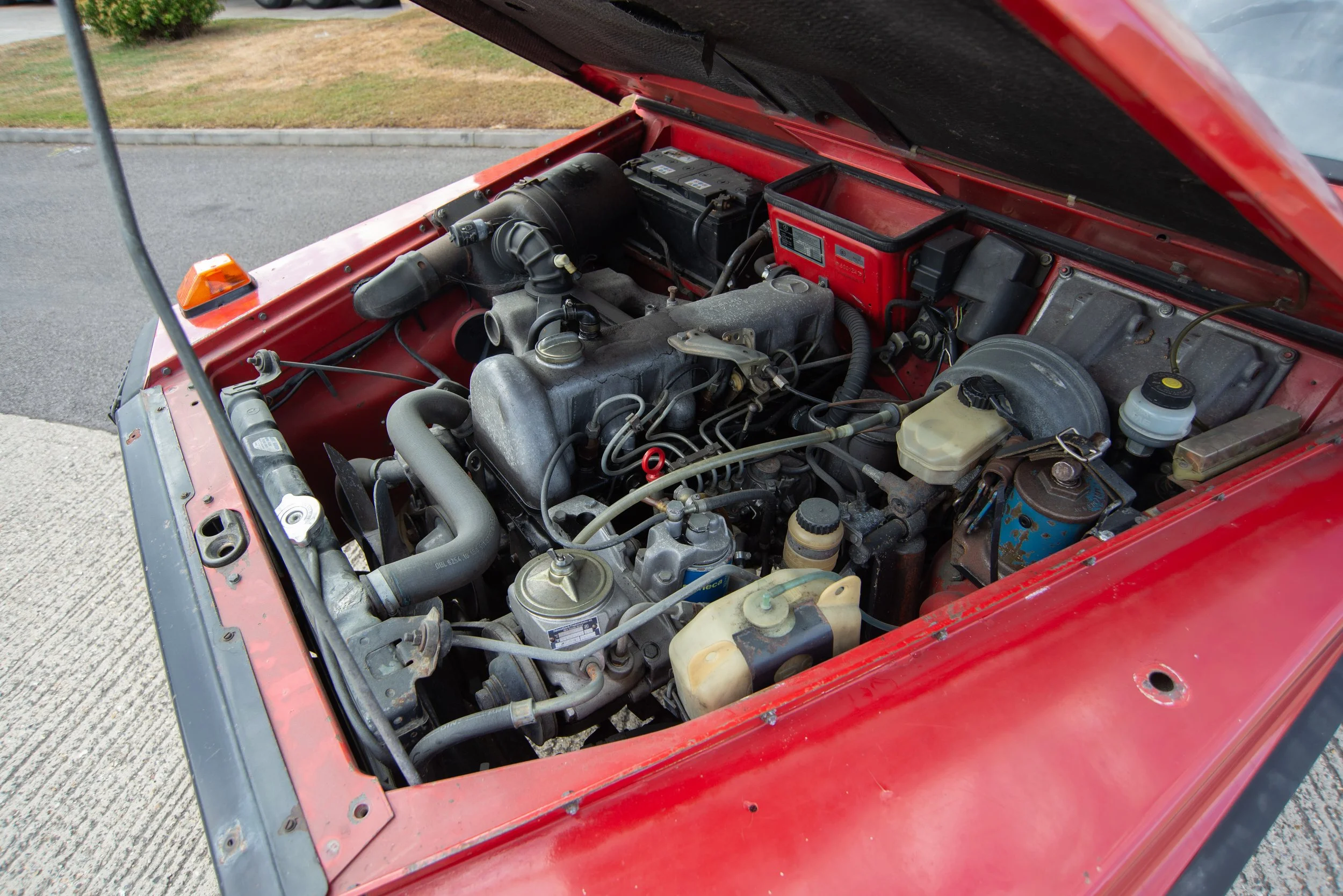 Mercedes 240GD Cabrio-14.jpg