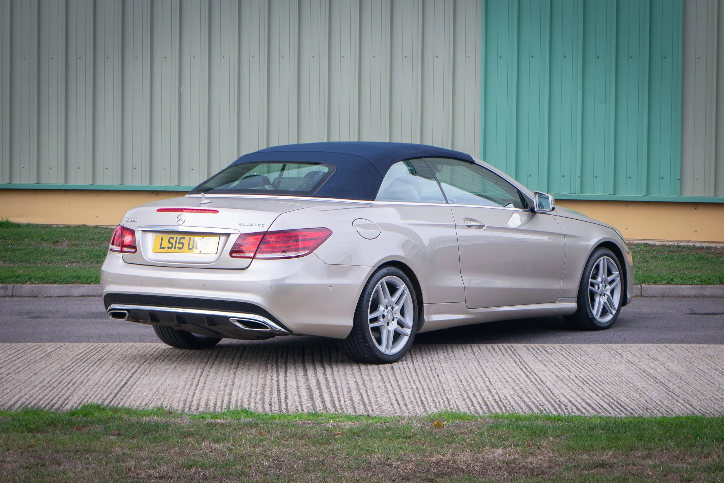 Mercedes E220D Cabriolet-26.jpg