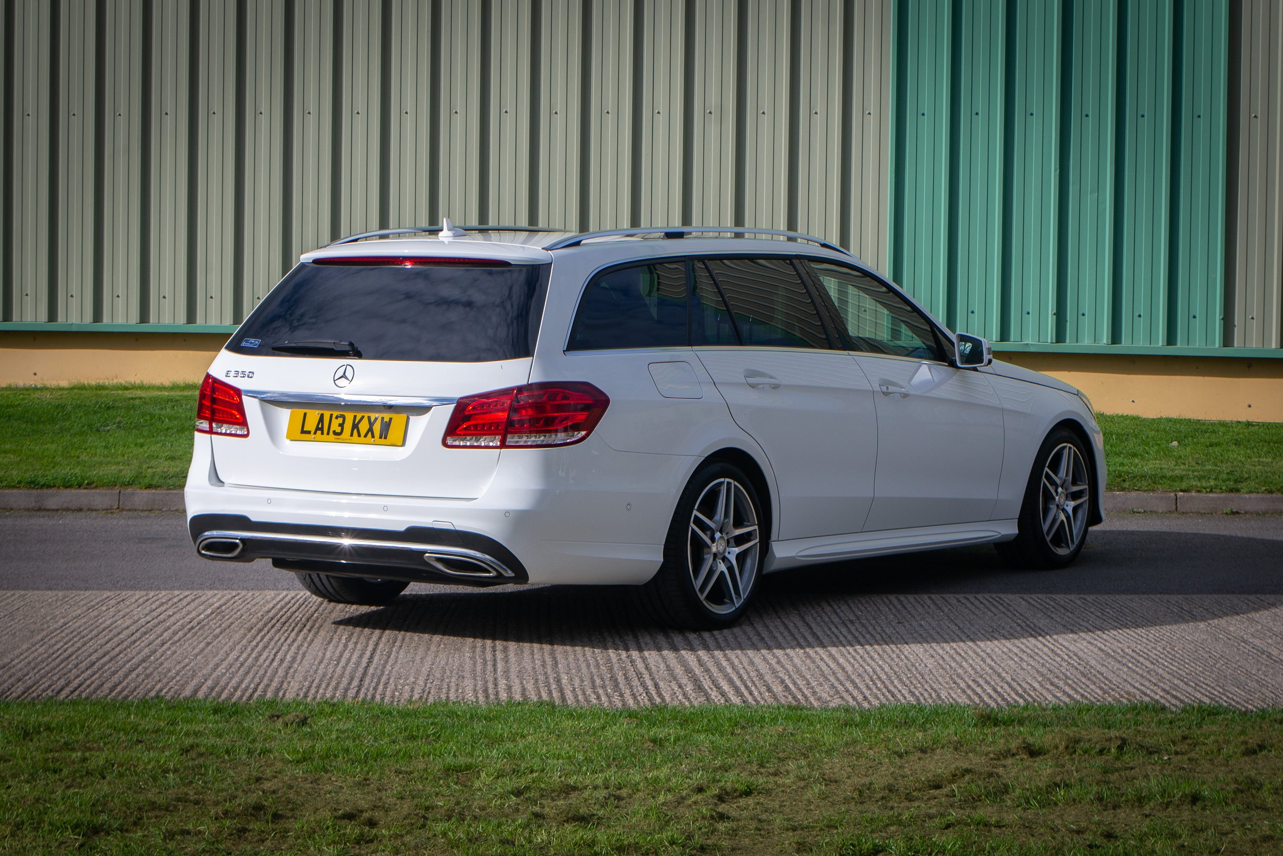 Mercedes E350 Estate-26.jpg