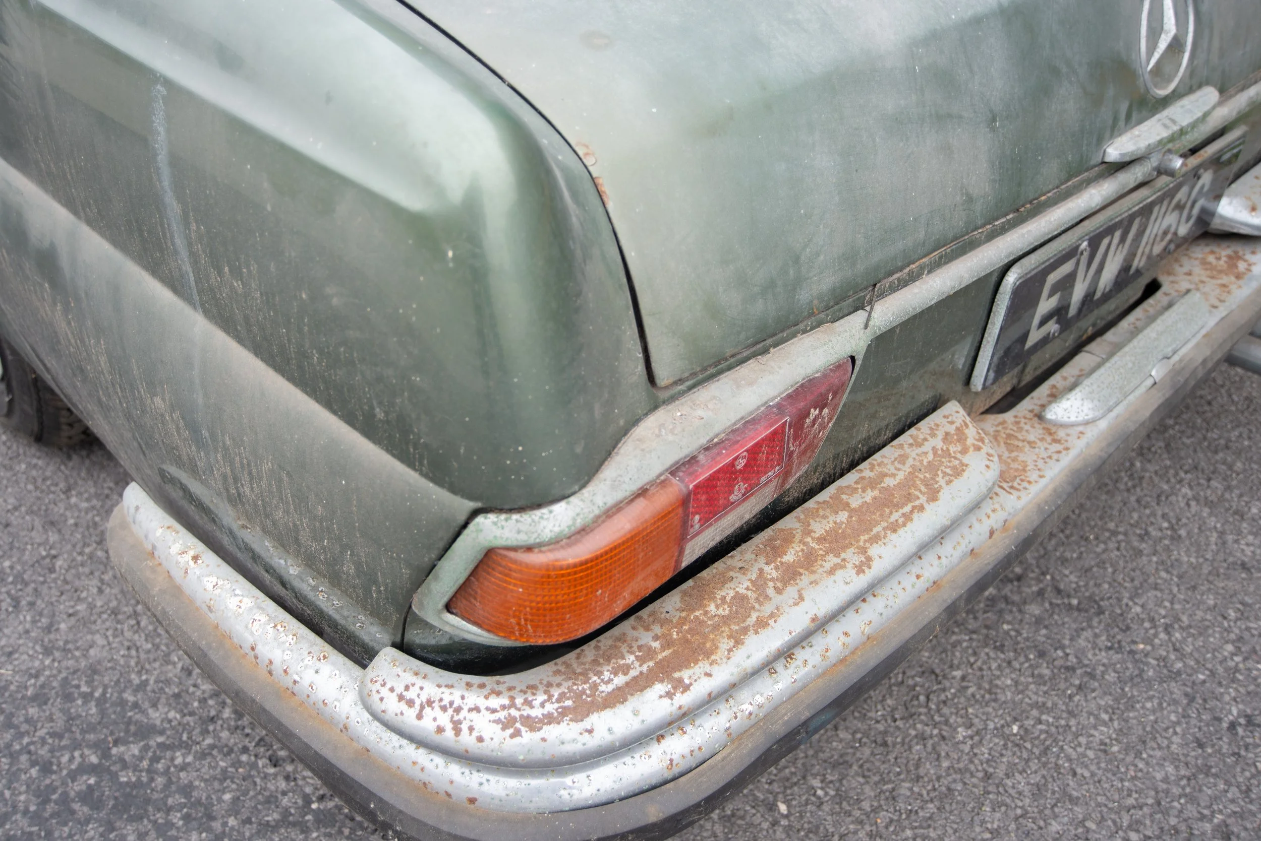 Mercedes 280SE Coupe-12.jpg