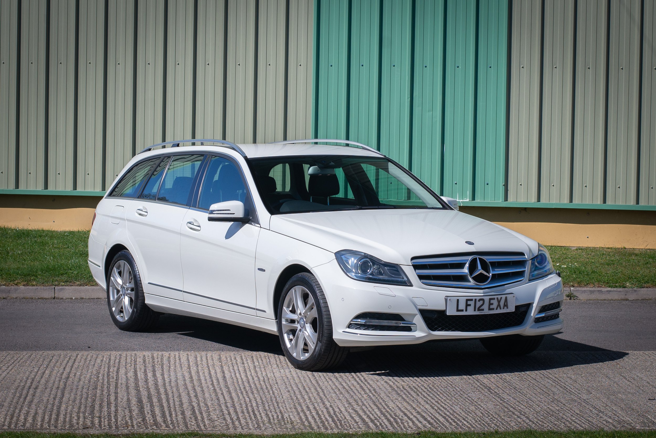 Mercedes C350 Estate-4.jpg