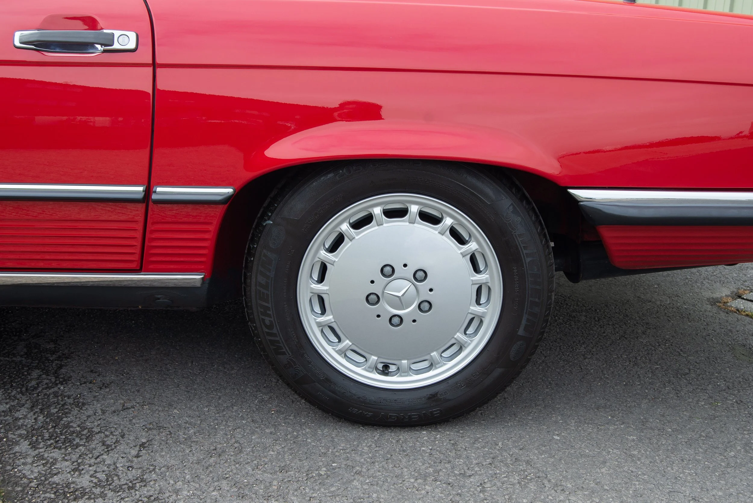 Mercedes 500SL-19.jpg