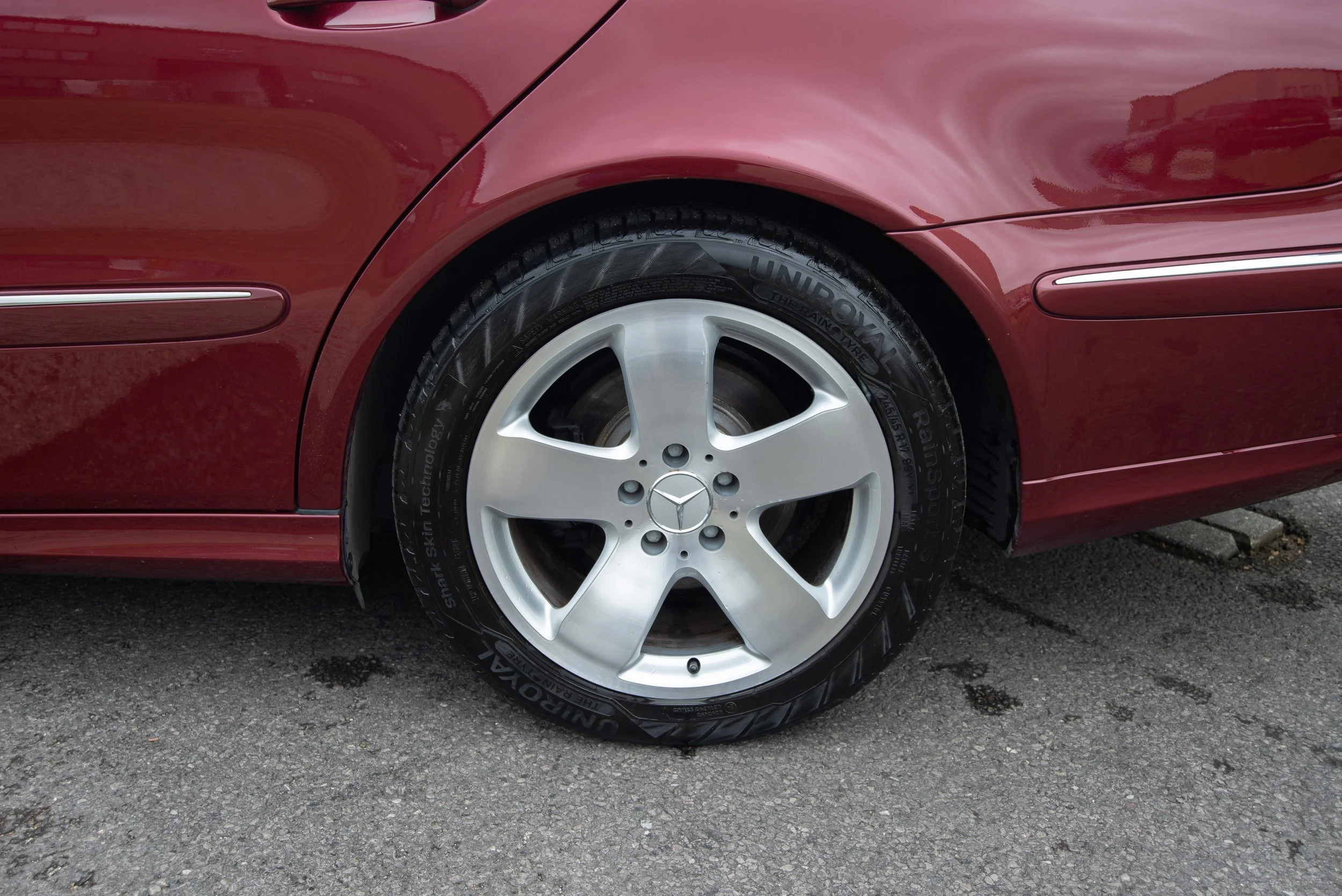 Mercedes E500-14.jpg