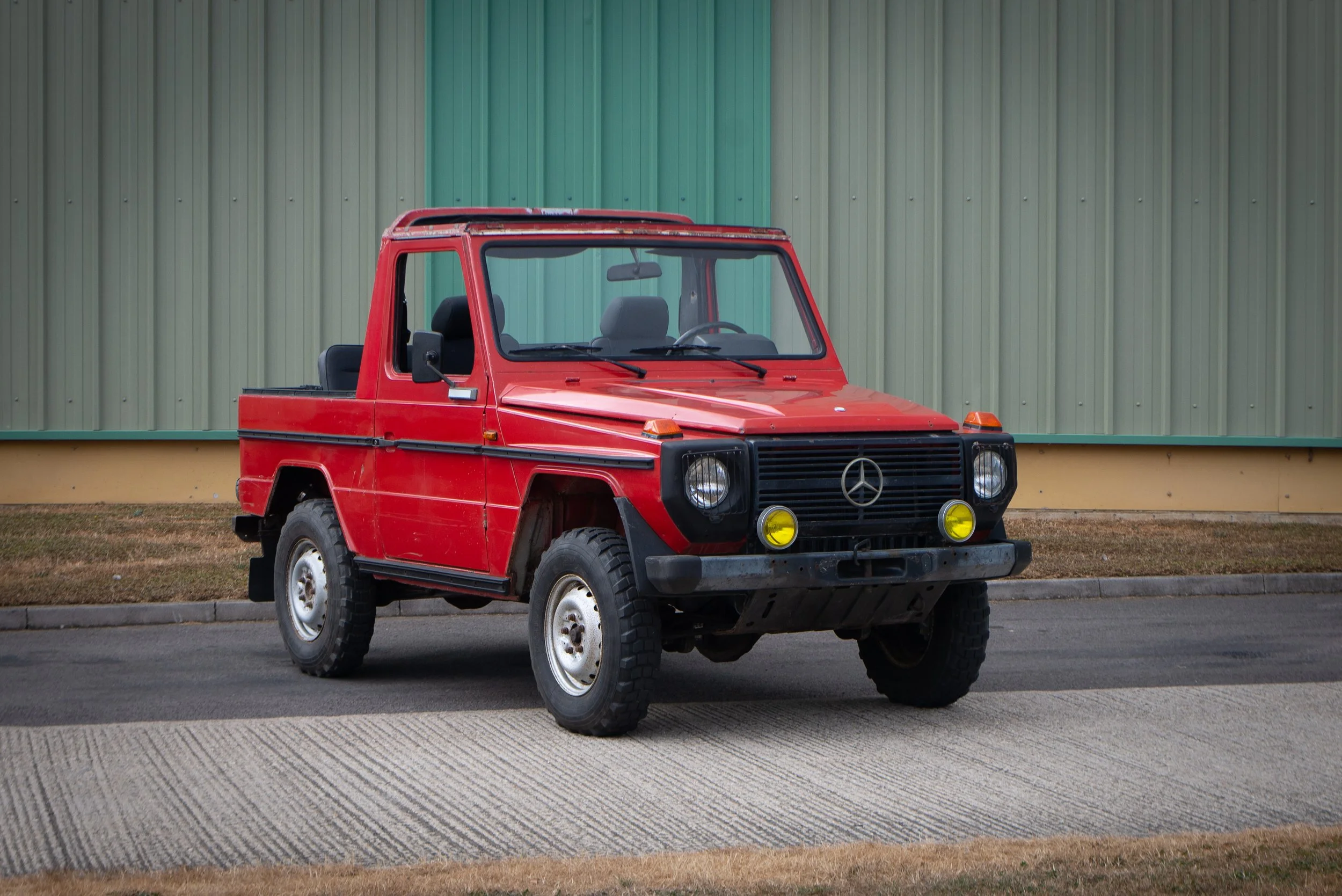 Mercedes 240GD Cabrio-38.jpg