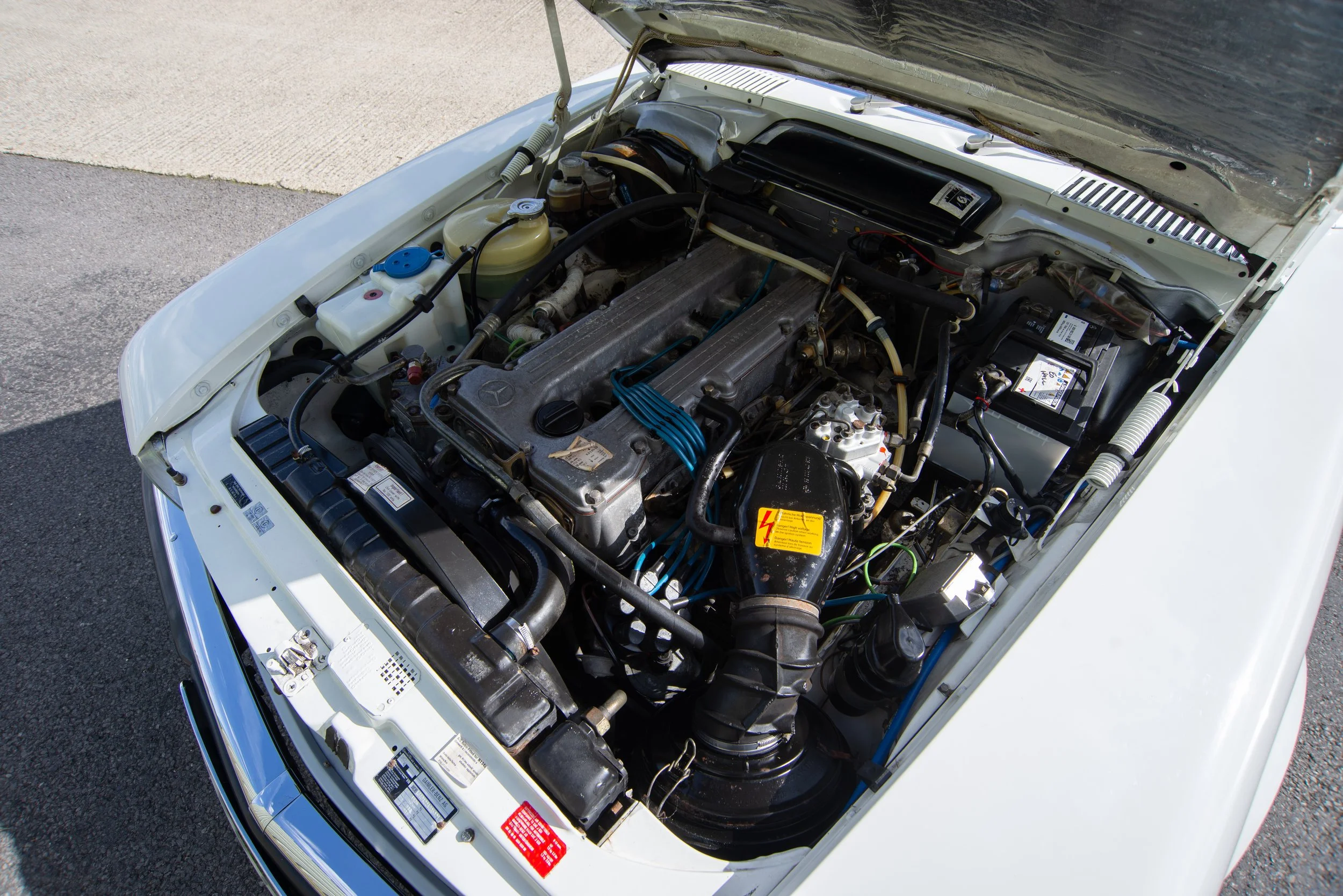 Mercedes 280SL-15.jpg