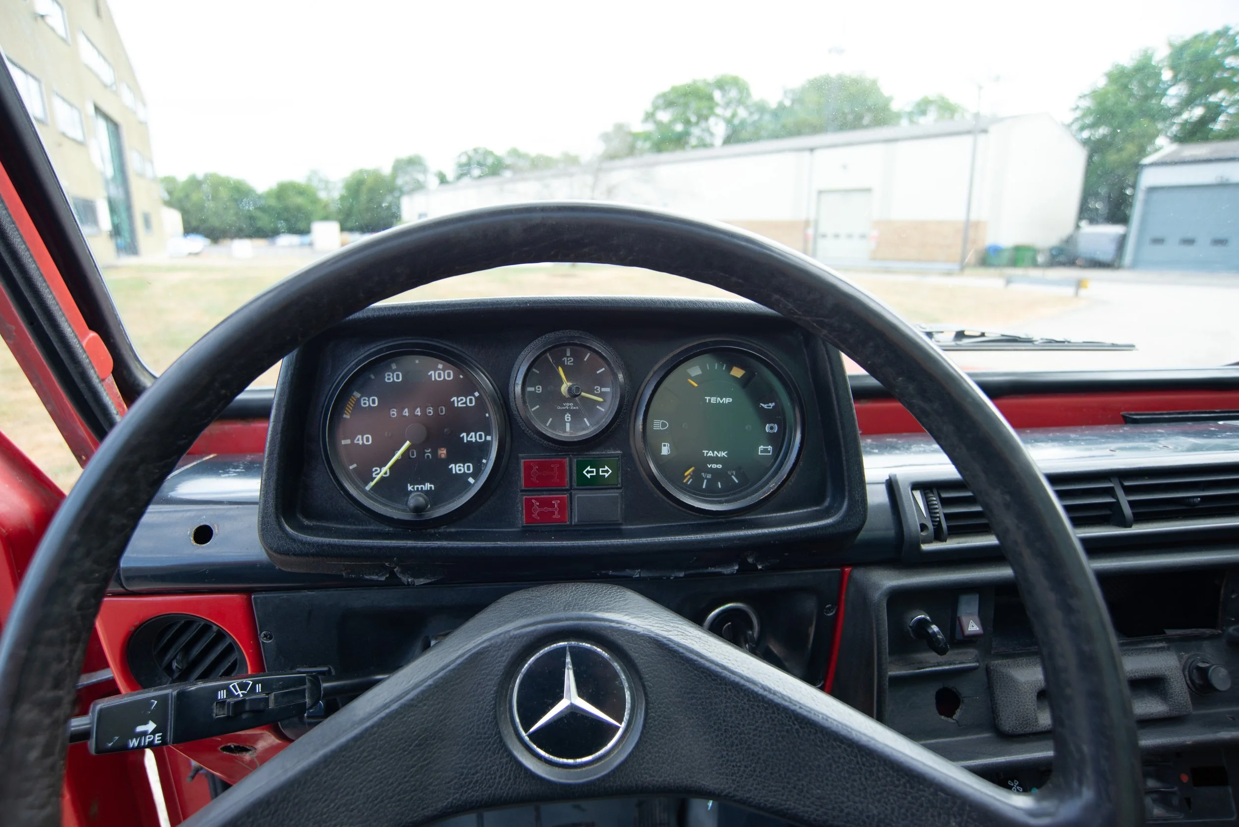 Mercedes 240GD Cabrio-12.jpg