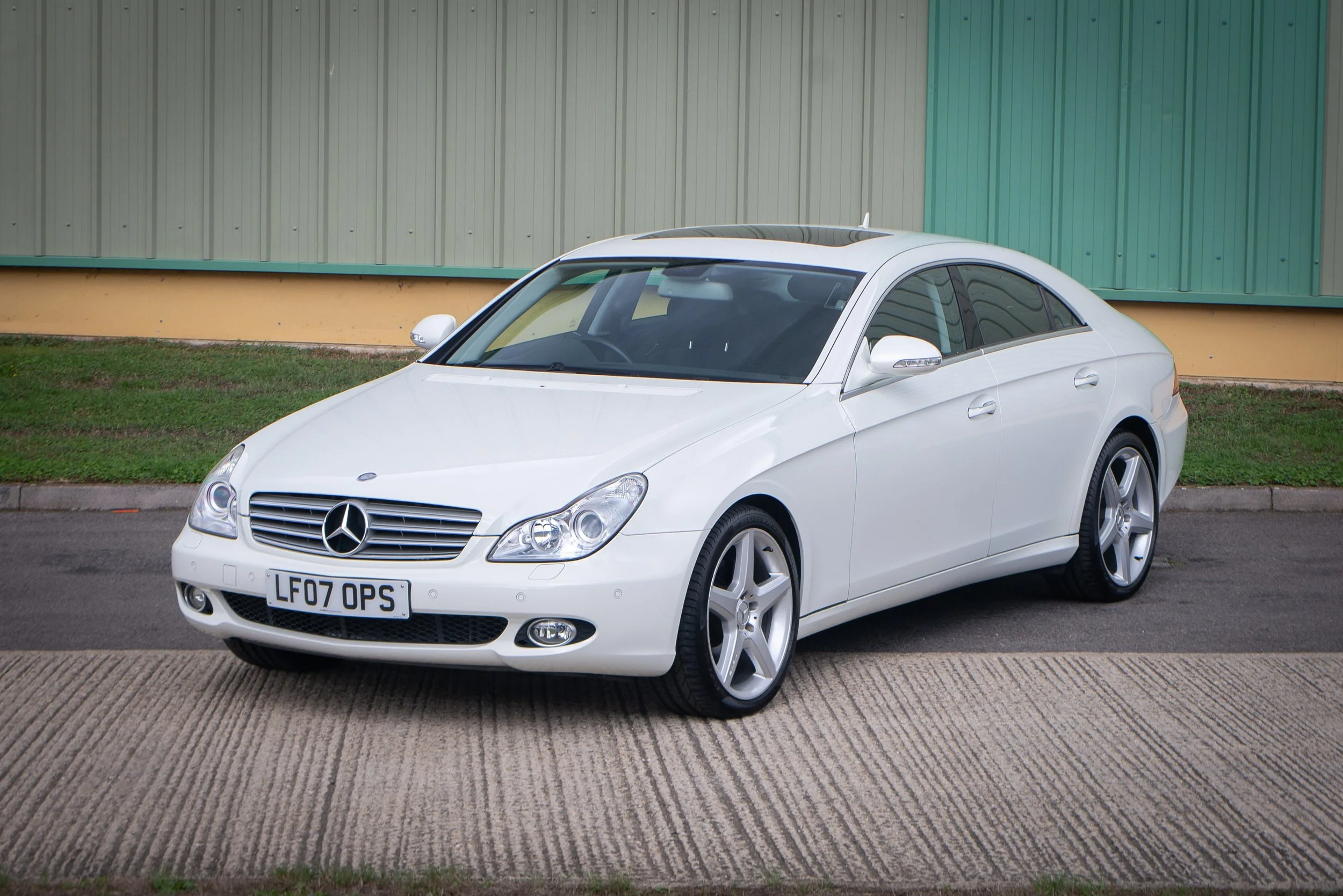 Mercedes CLS350-21.jpg