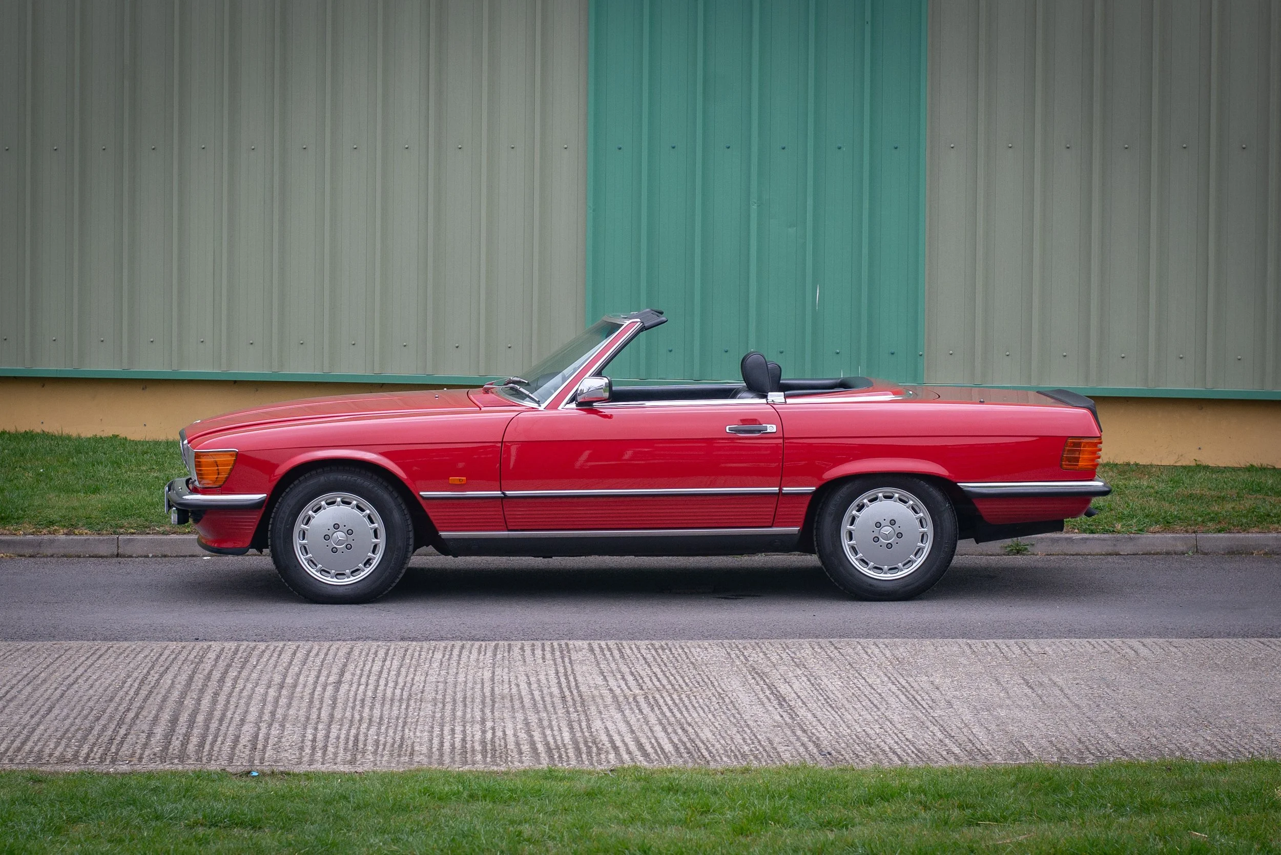 Mercedes 500SL-27.jpg