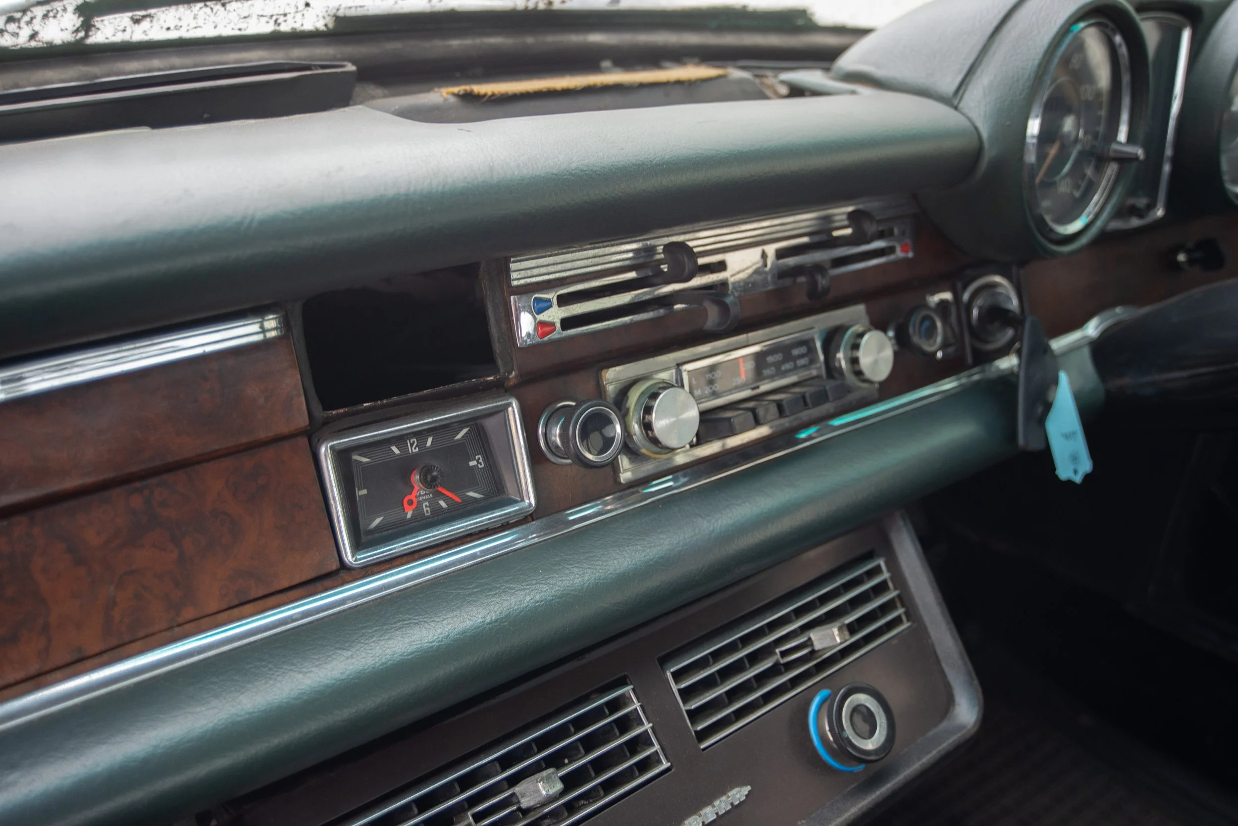 Mercedes 280SE Coupe-15.jpg