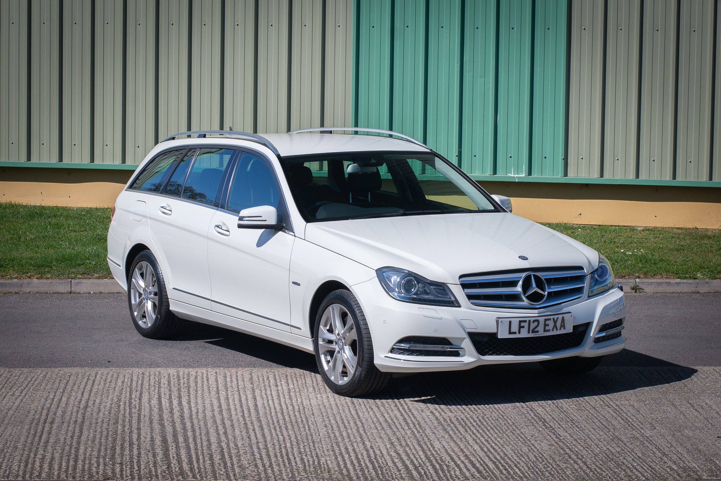 Mercedes C350 Estate-3.jpg