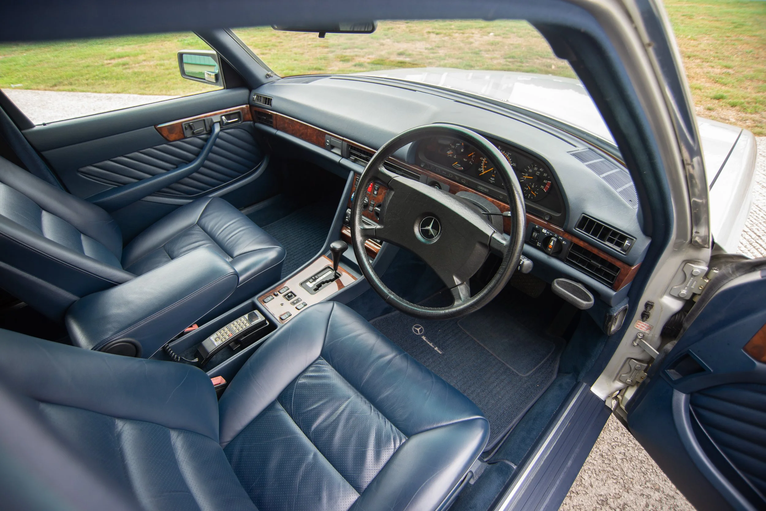 Mercedes 500SE-3.jpg