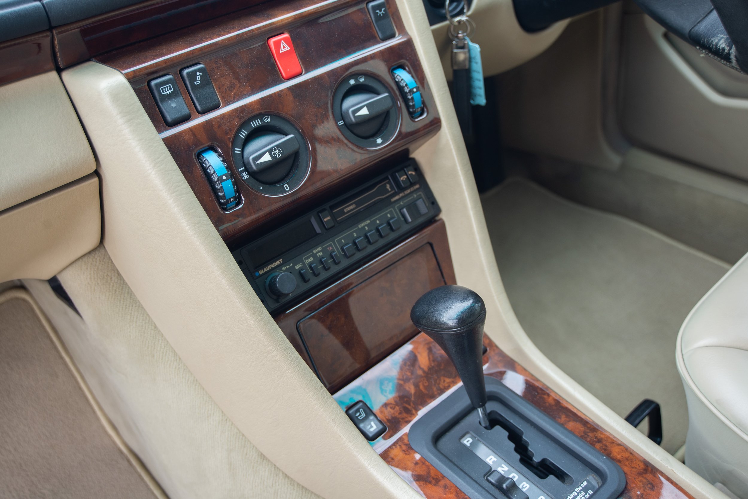 Mercedes 320CE-9.jpg