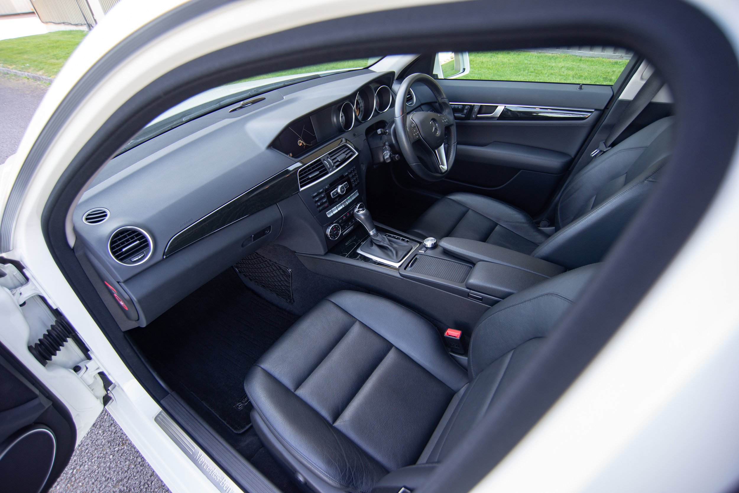 Mercedes C350 Estate-20.jpg
