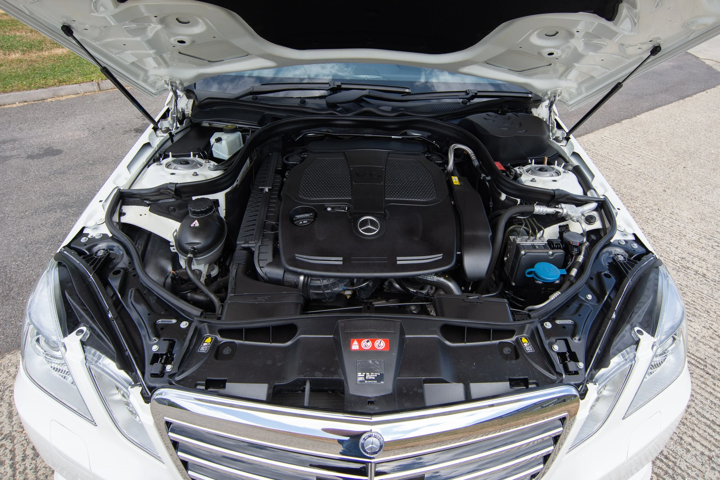 Mercedes E350 Estate 2.jpg