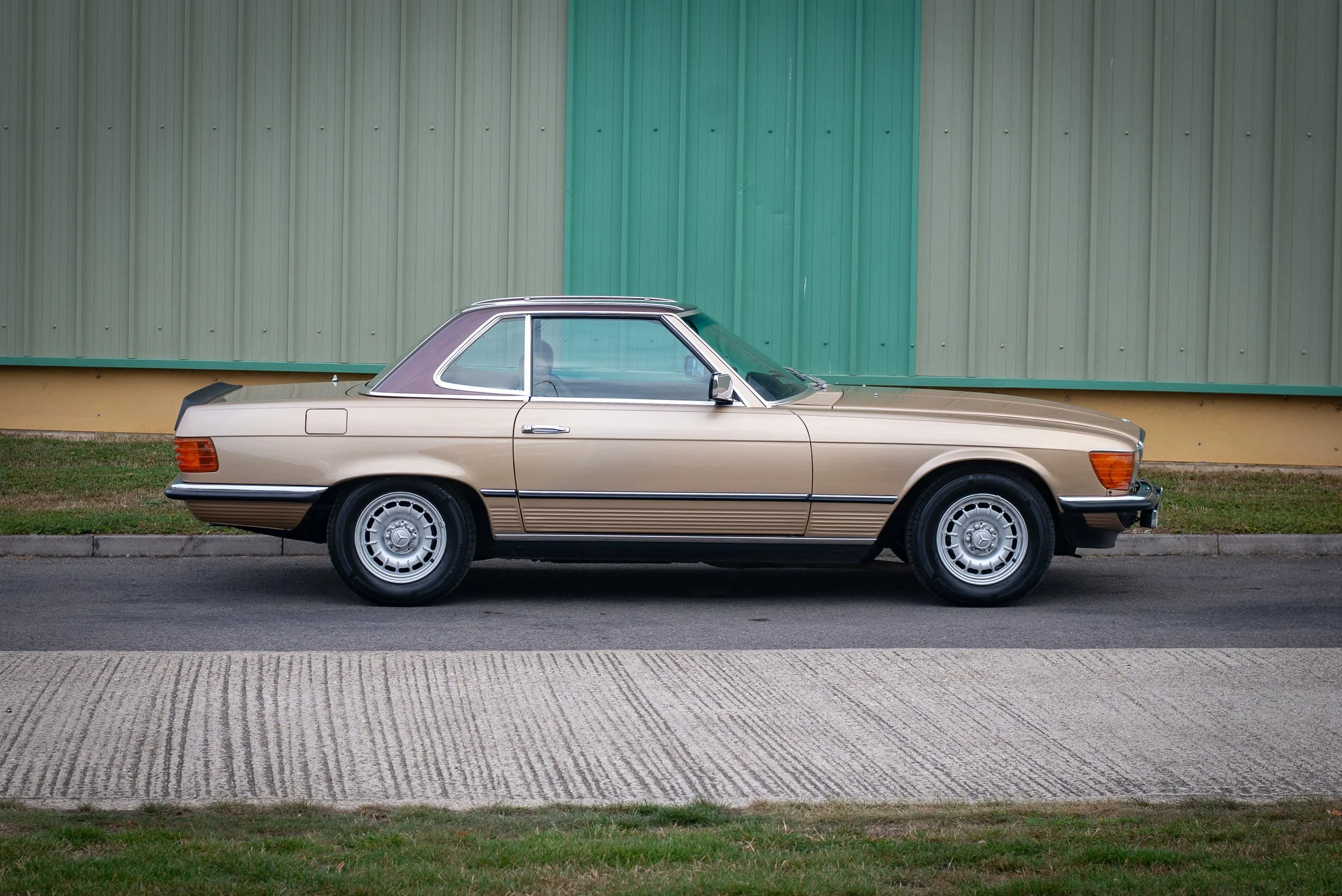 Mercedes 280SL-4.jpg