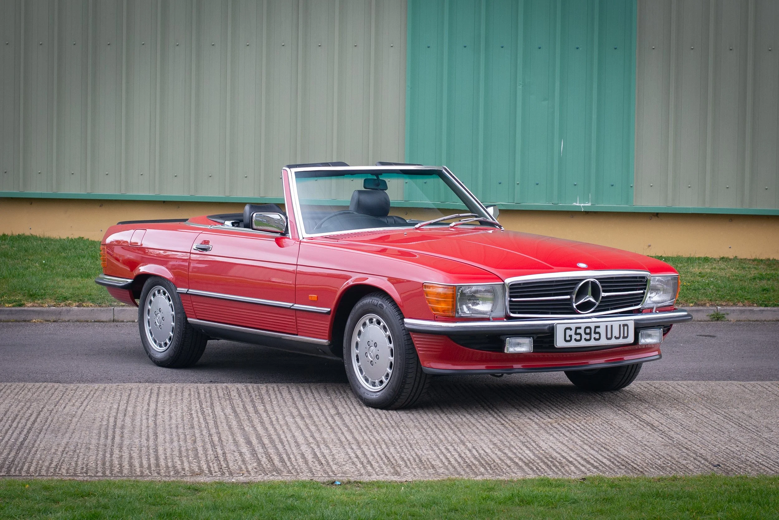 Mercedes 500SL-26.jpg