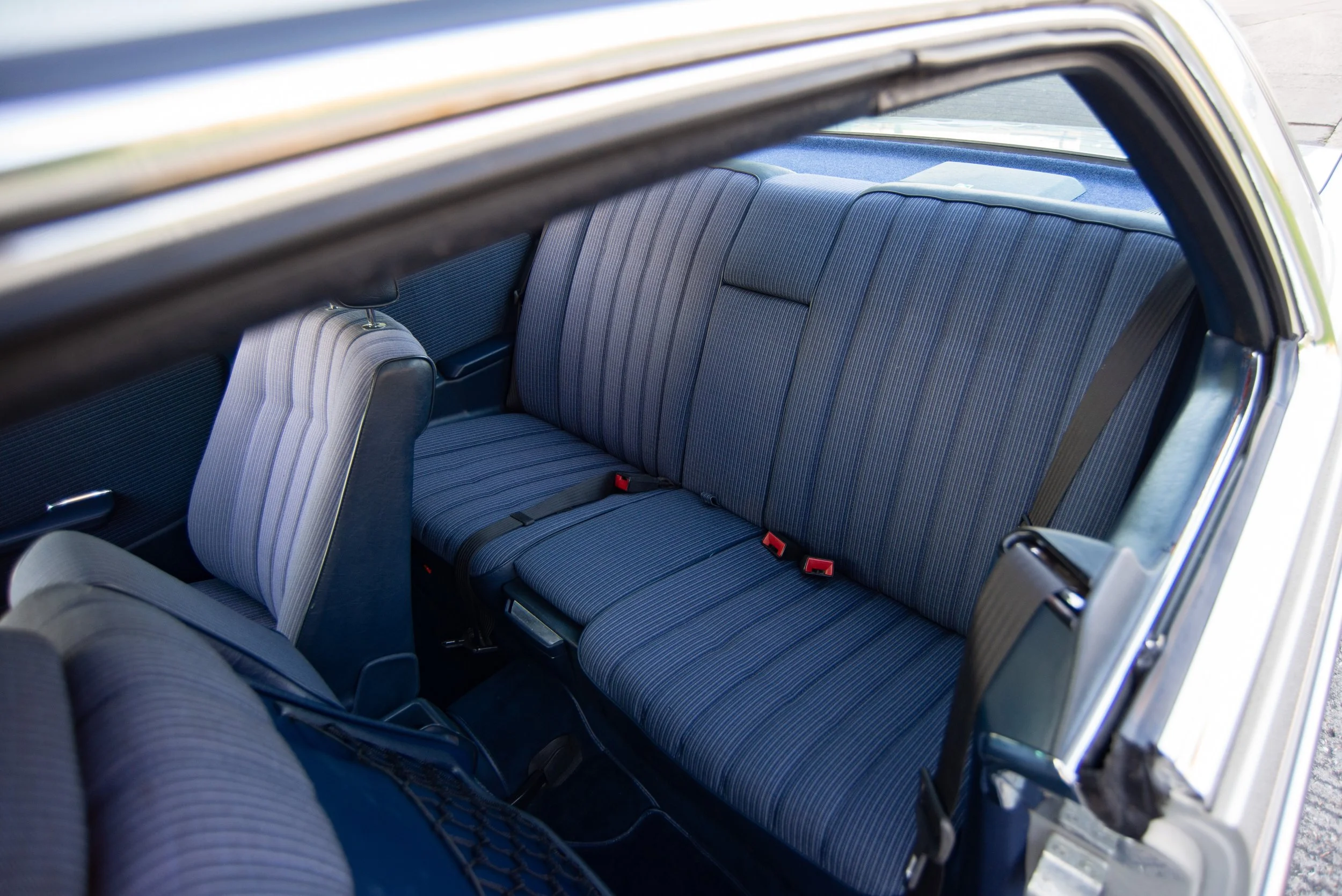 Mercedes 230CE 2-11.jpg