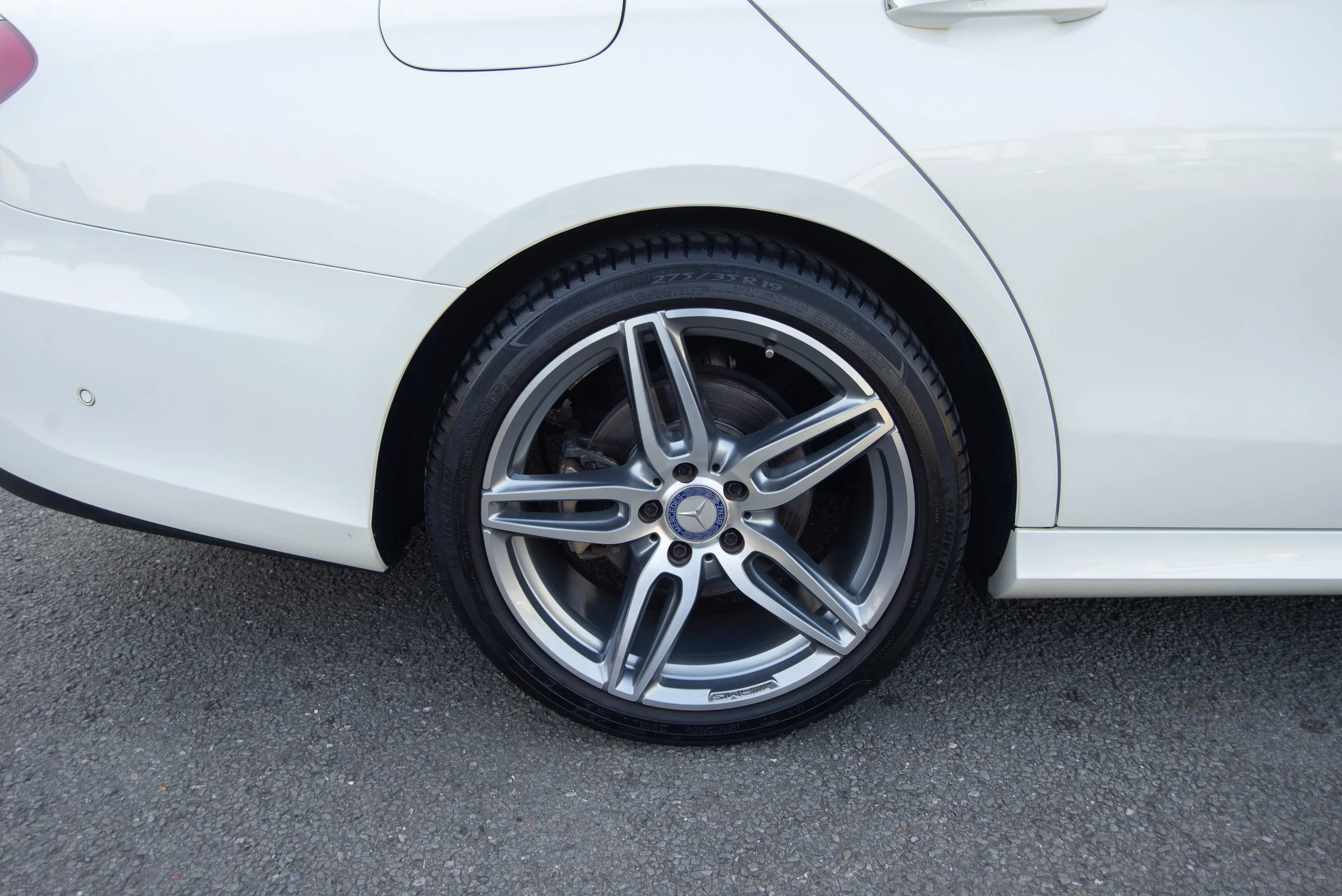 Mercedes E220D Estate-16.jpg