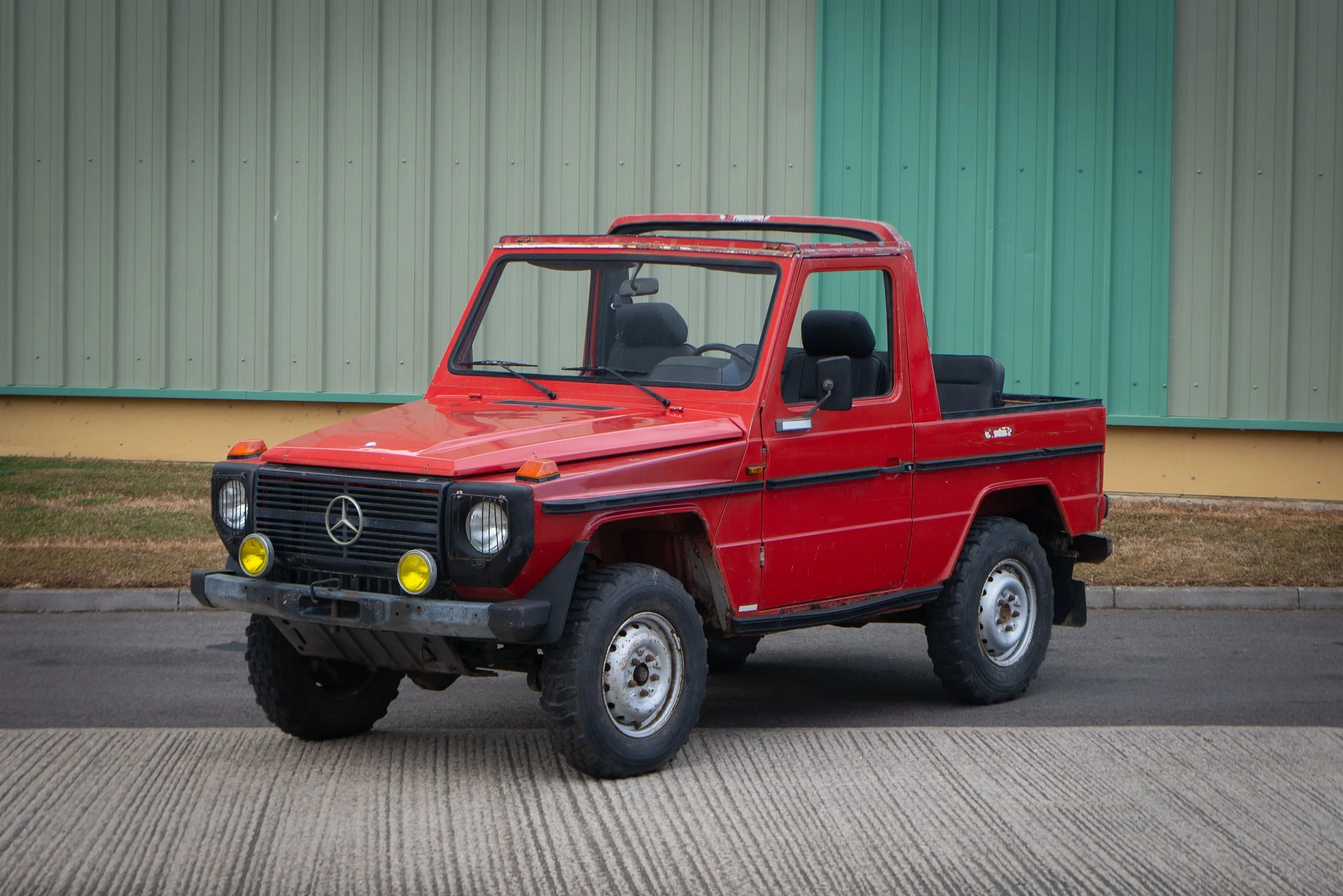 Mercedes 240GD Cabrio-35.jpg