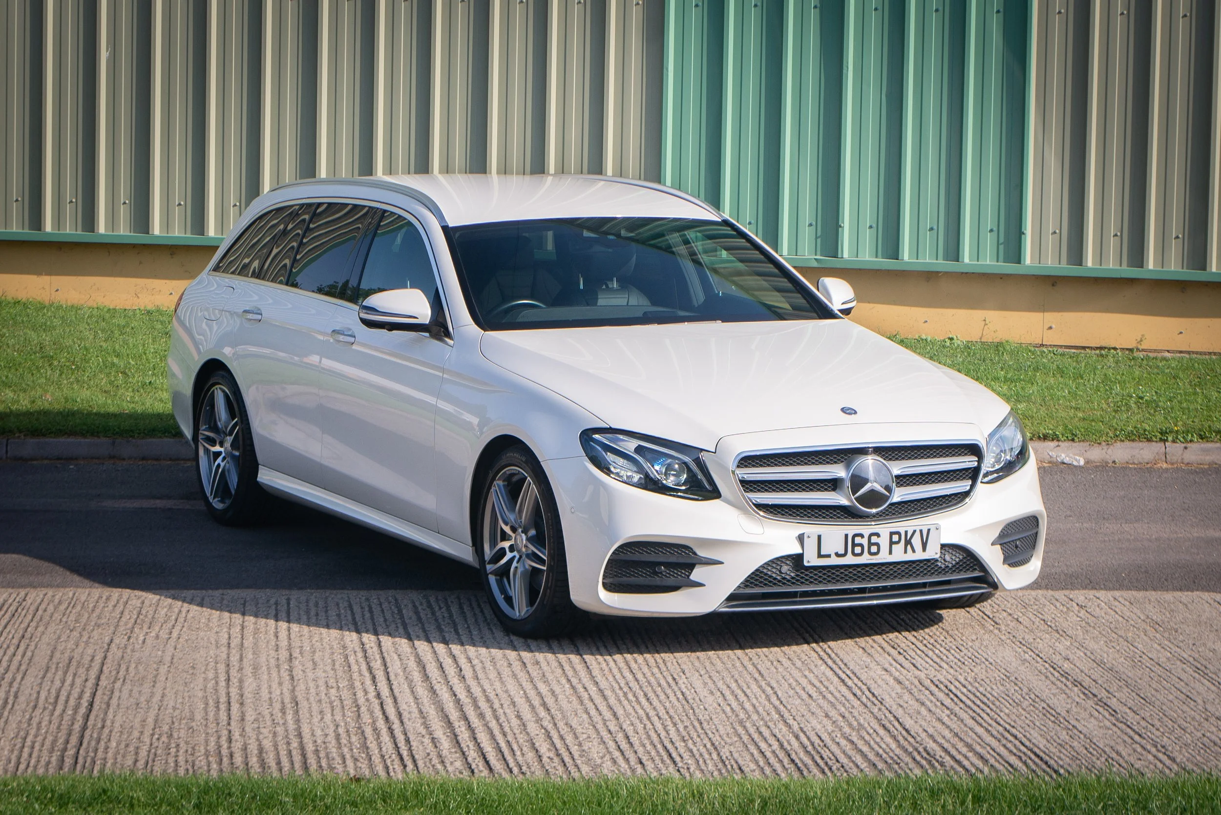 Mercedes E220D Estate-22.jpg