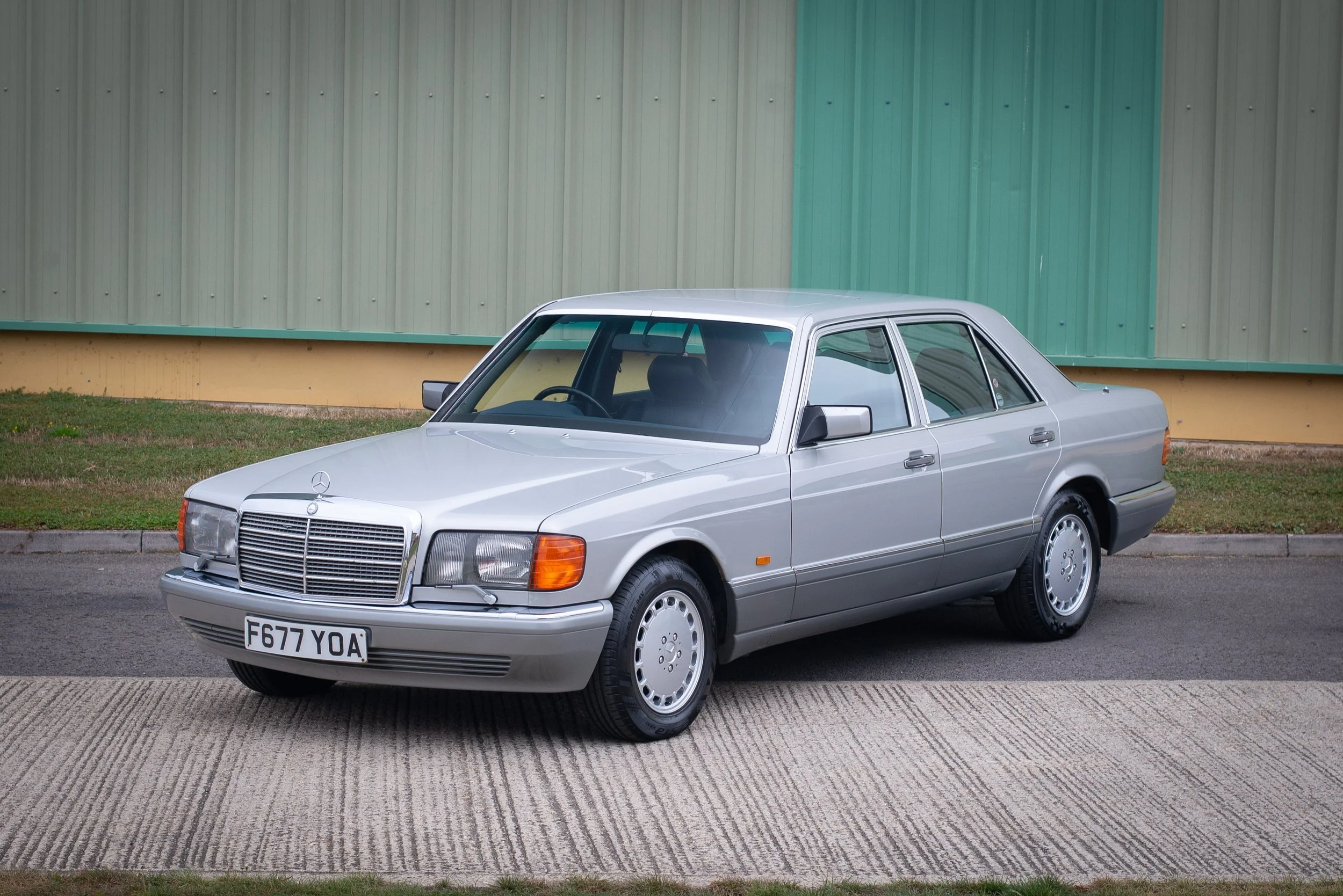Mercedes 500SE-21.jpg