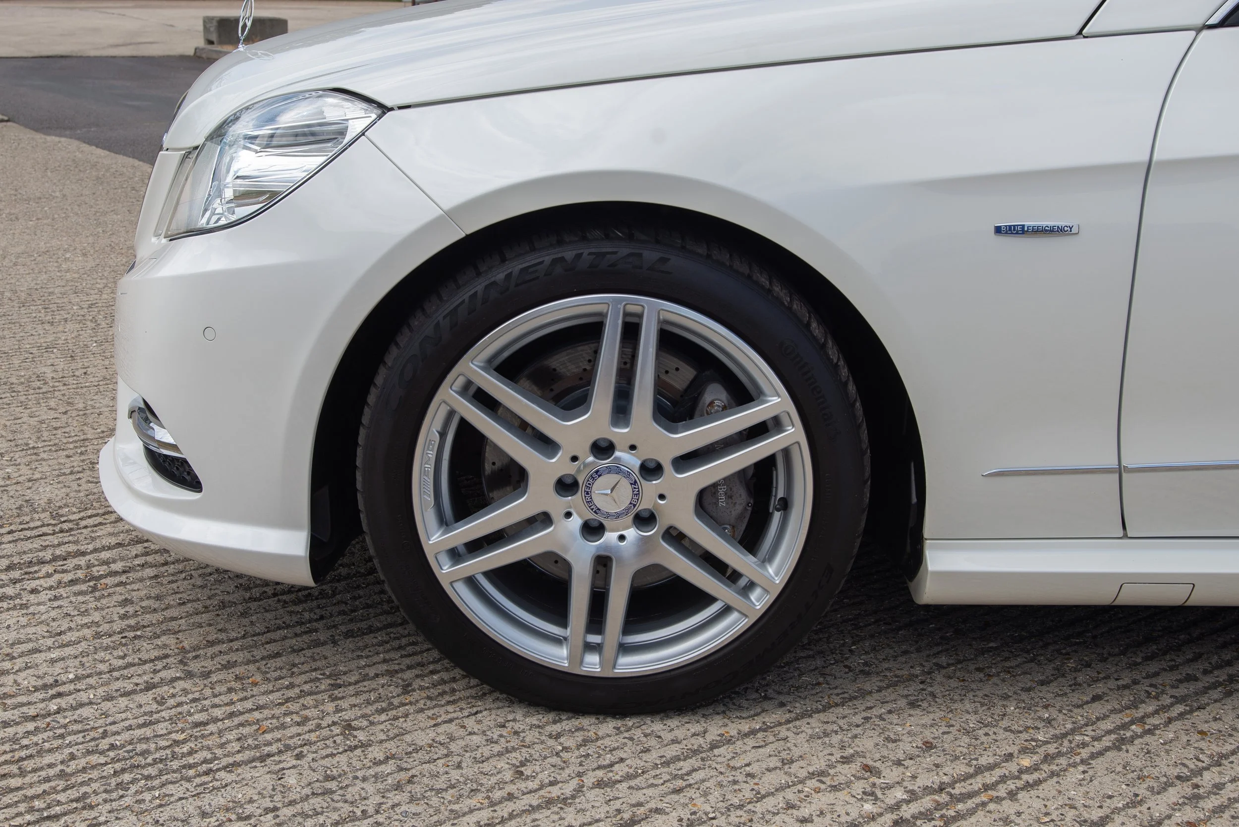 Mercedes E350 Estate-12.jpg