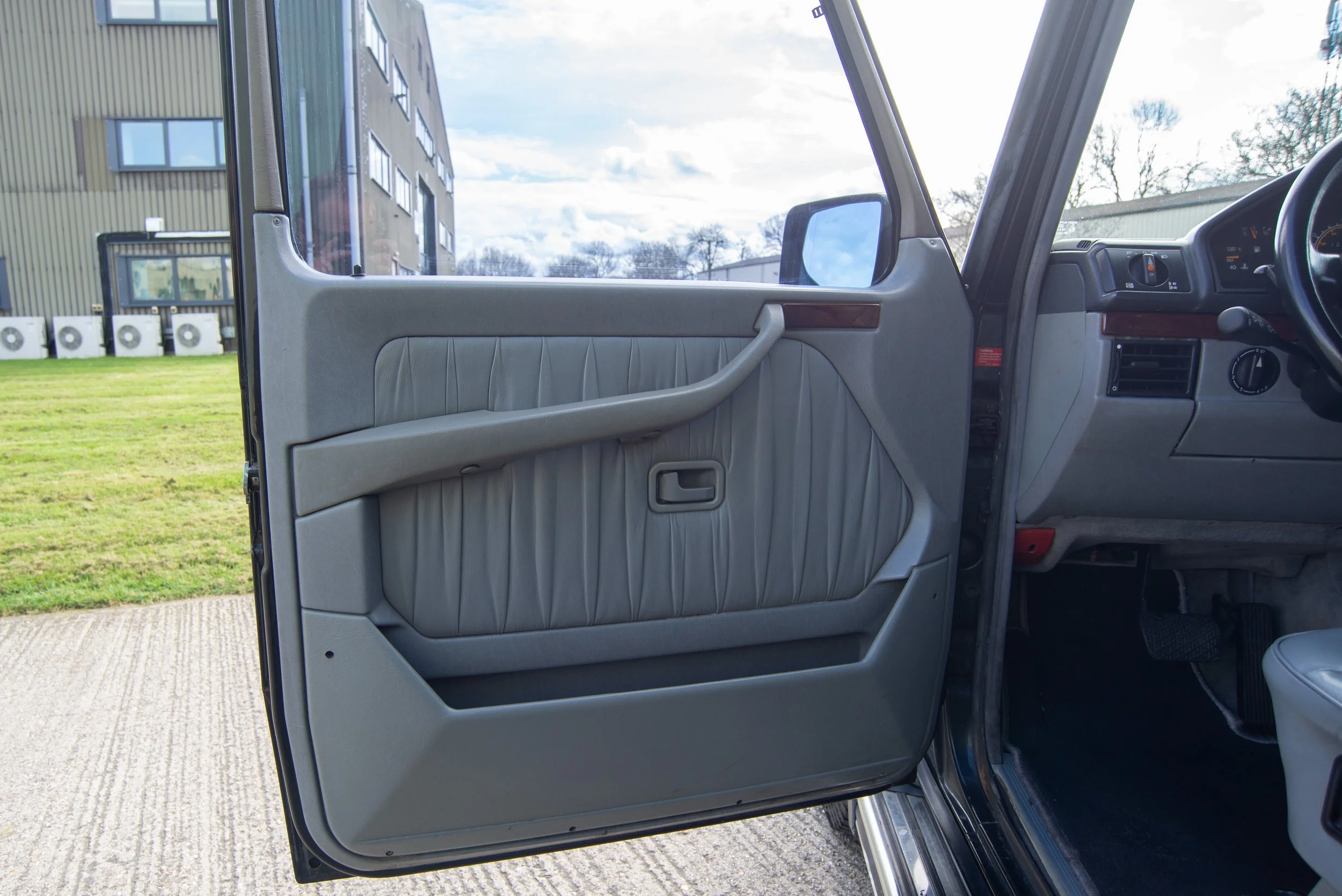 Mercedes 300GE Brabus 3.6-6.jpg