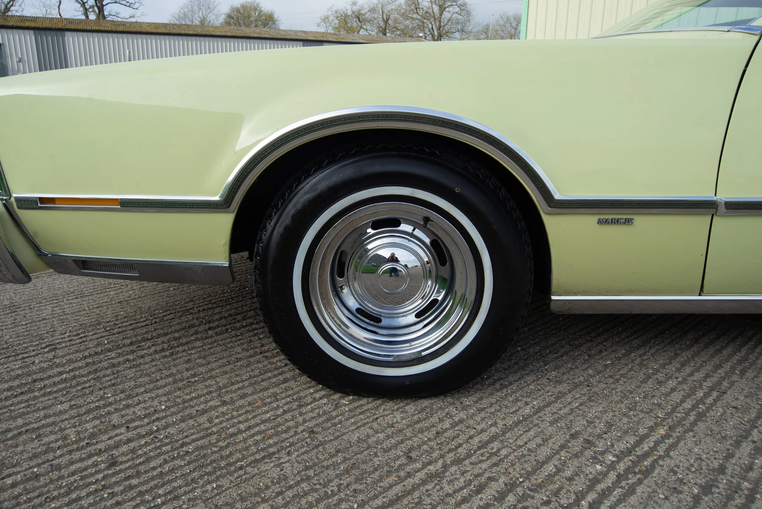 Lincoln Continental-10.jpg