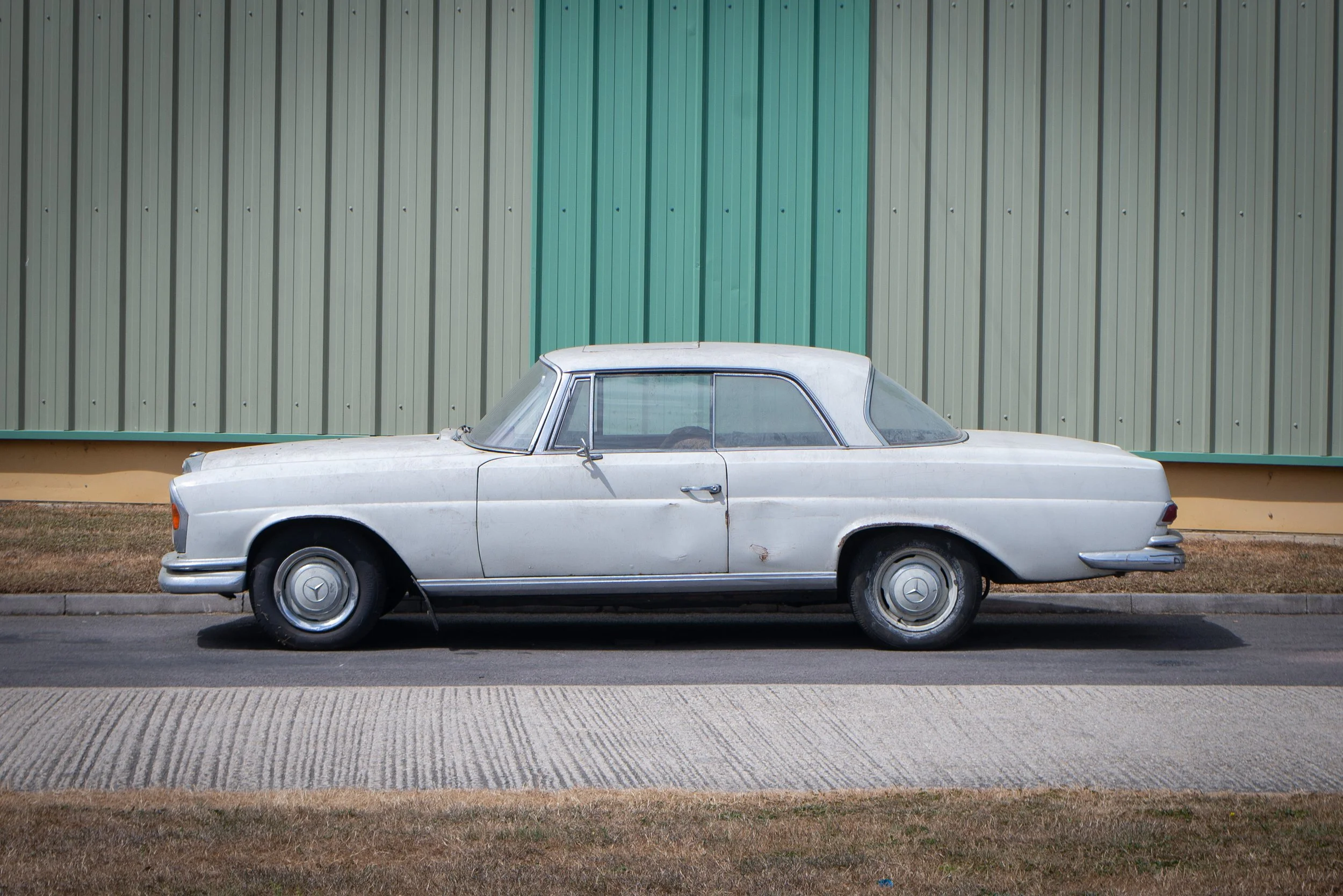 Mercedes 250SE Coupe-28.jpg