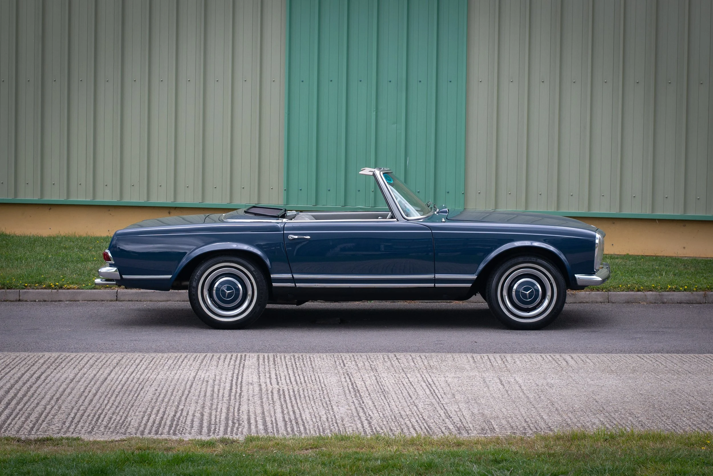 Mercedes 230SL-30.jpg