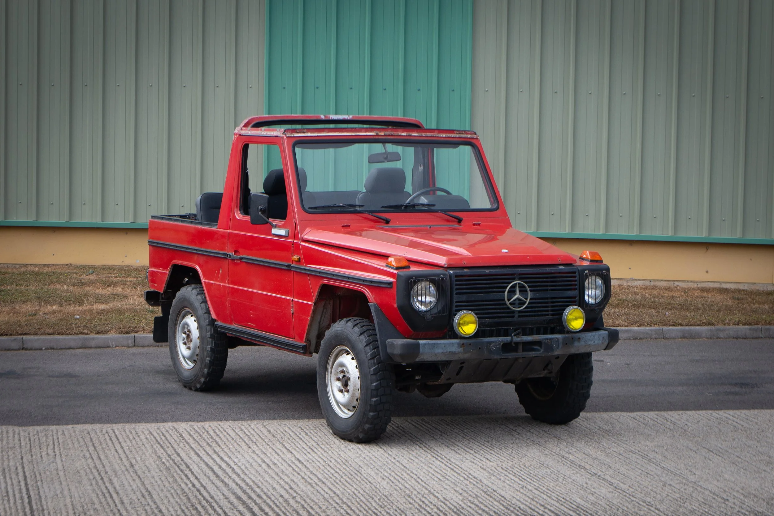 Mercedes 240GD Cabrio-37.jpg