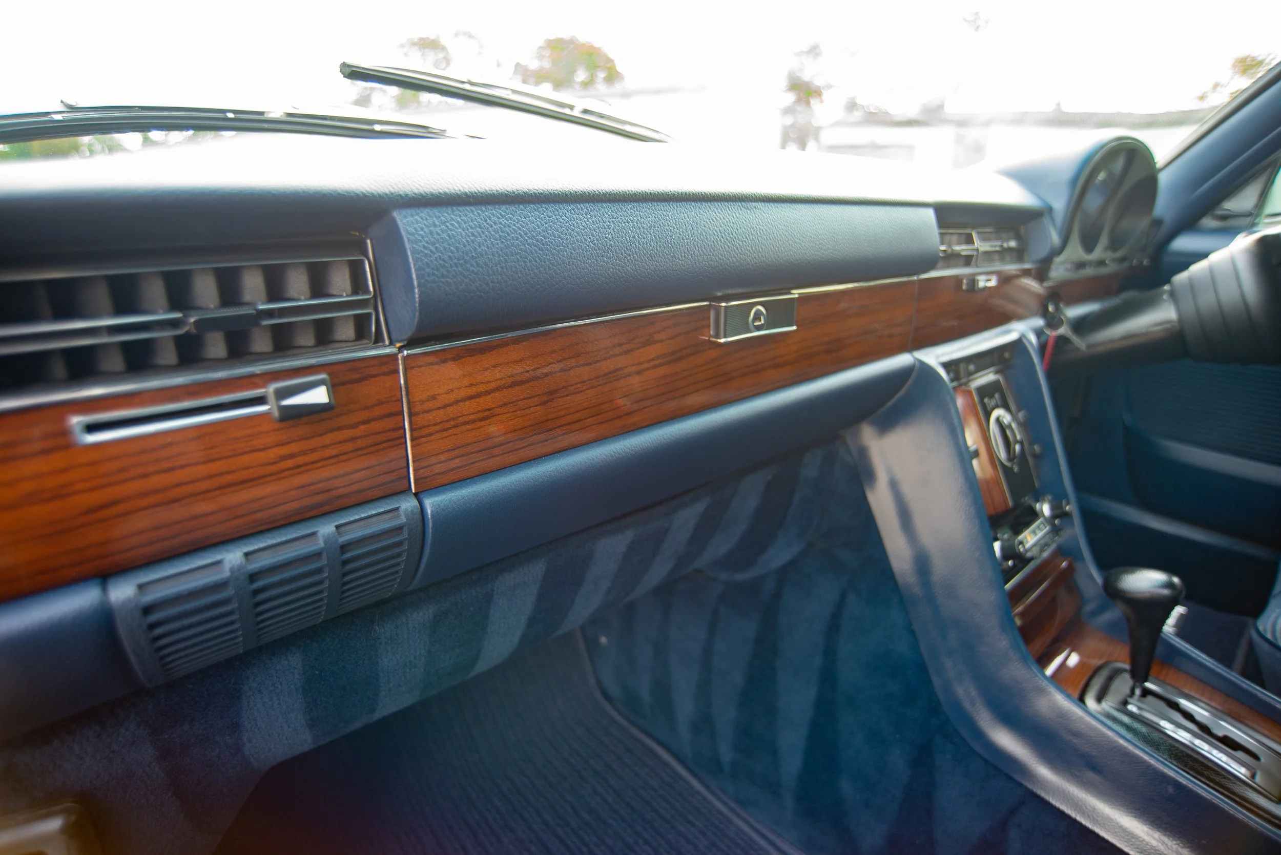 Mercedes 450SEL-12.jpg