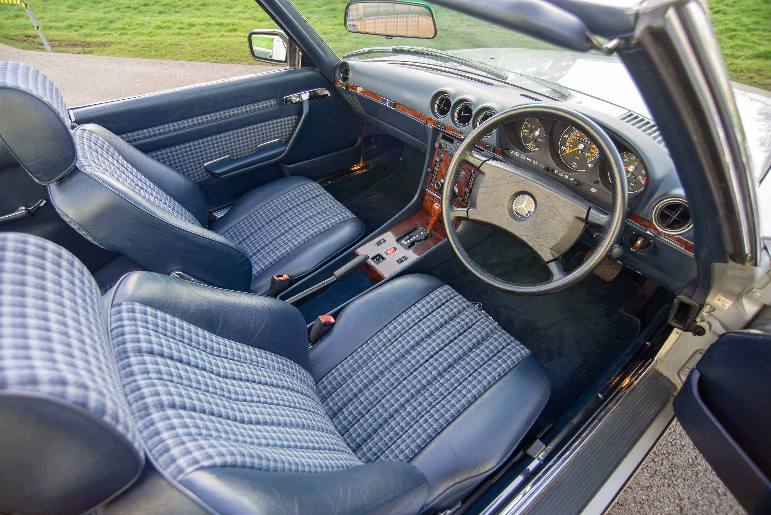 Mercedes 300sl-5.jpg