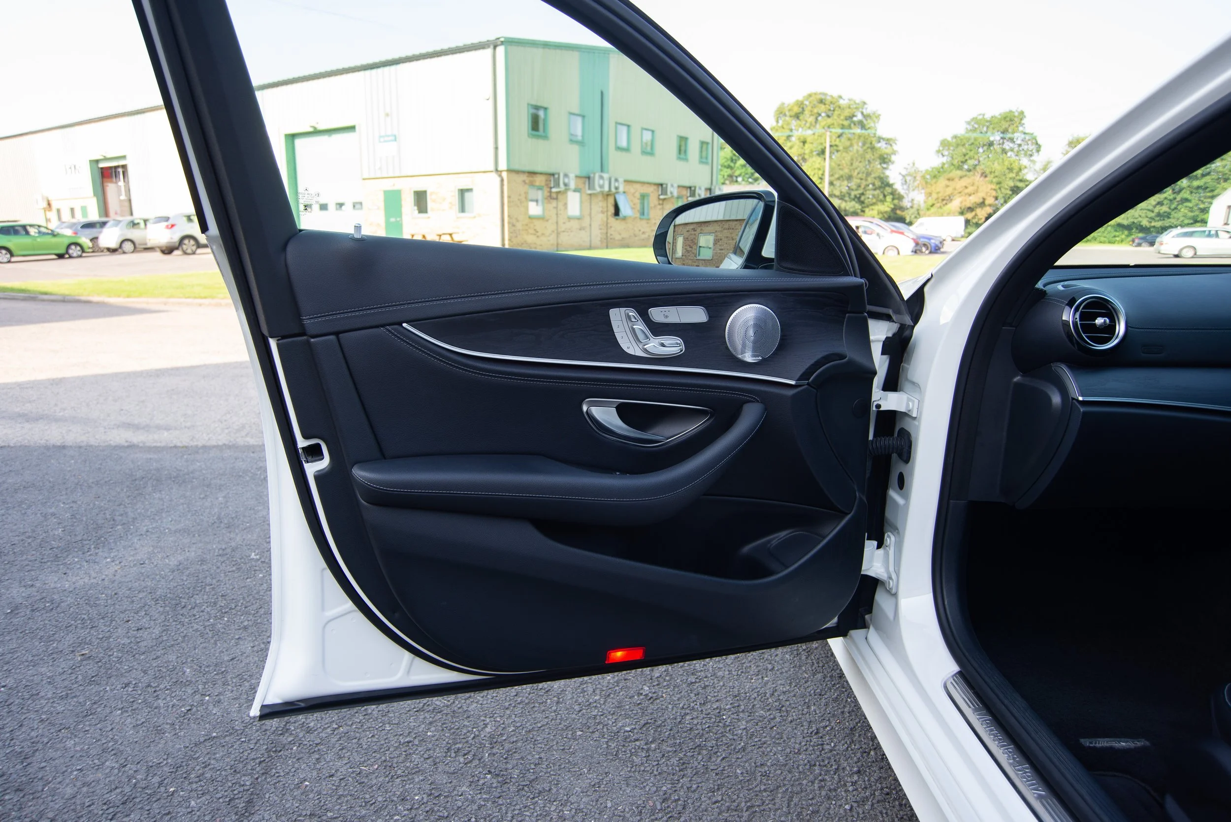 Mercedes E220D Estate-11.jpg