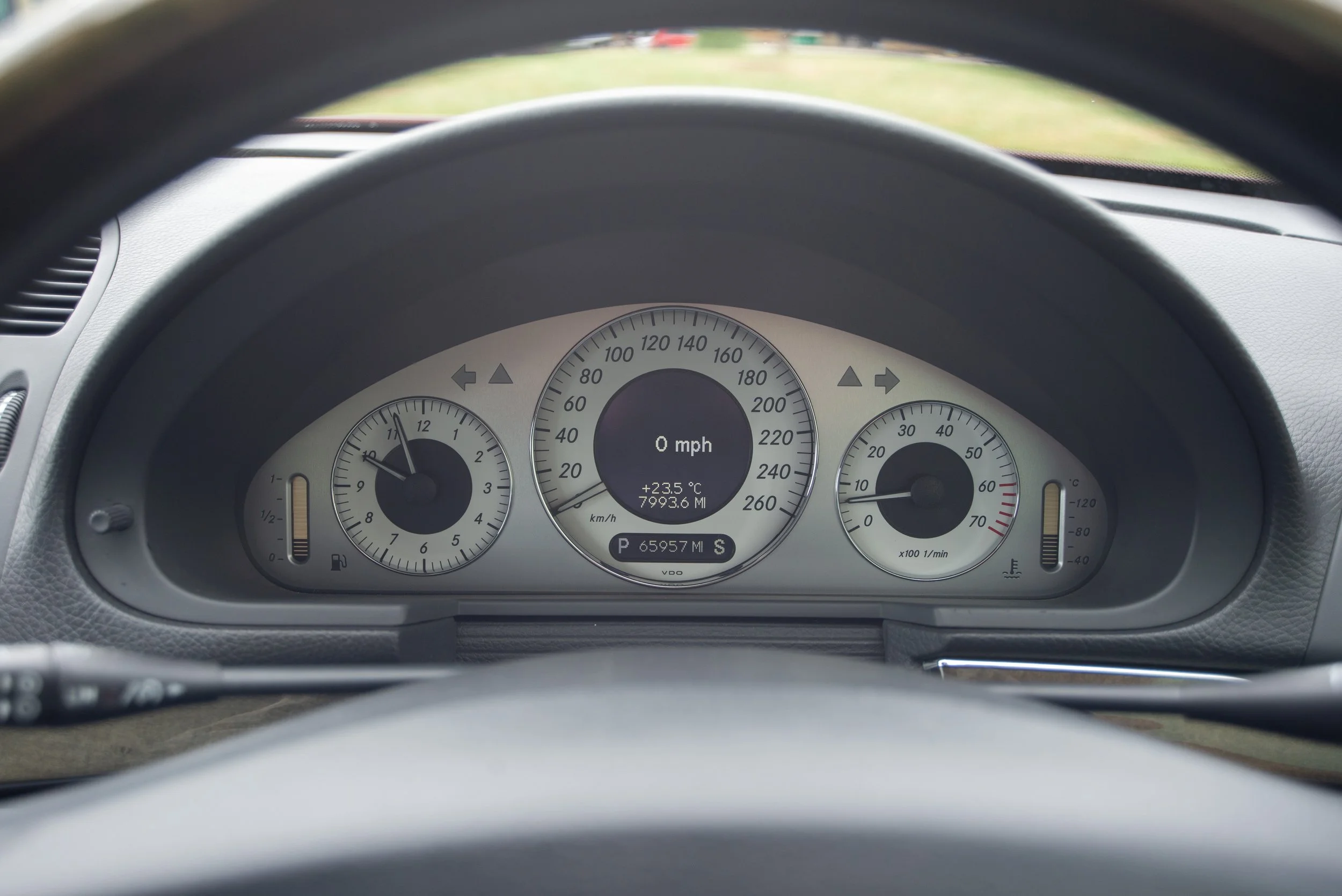 Mercedes E500.jpg