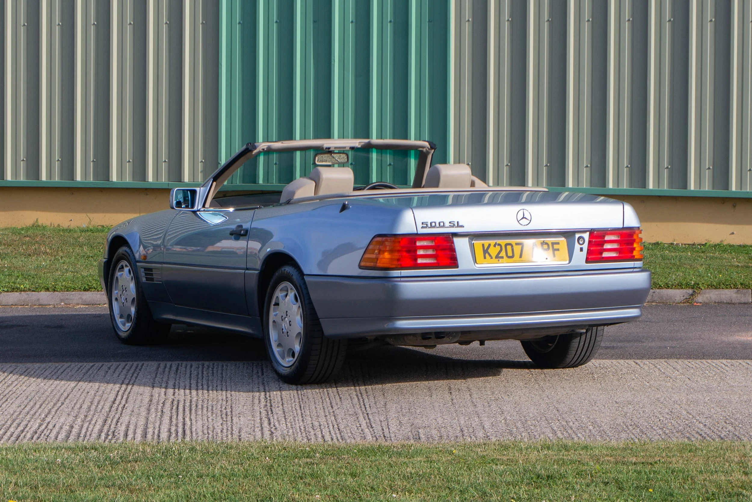 Mercedes 500SL-27.jpg