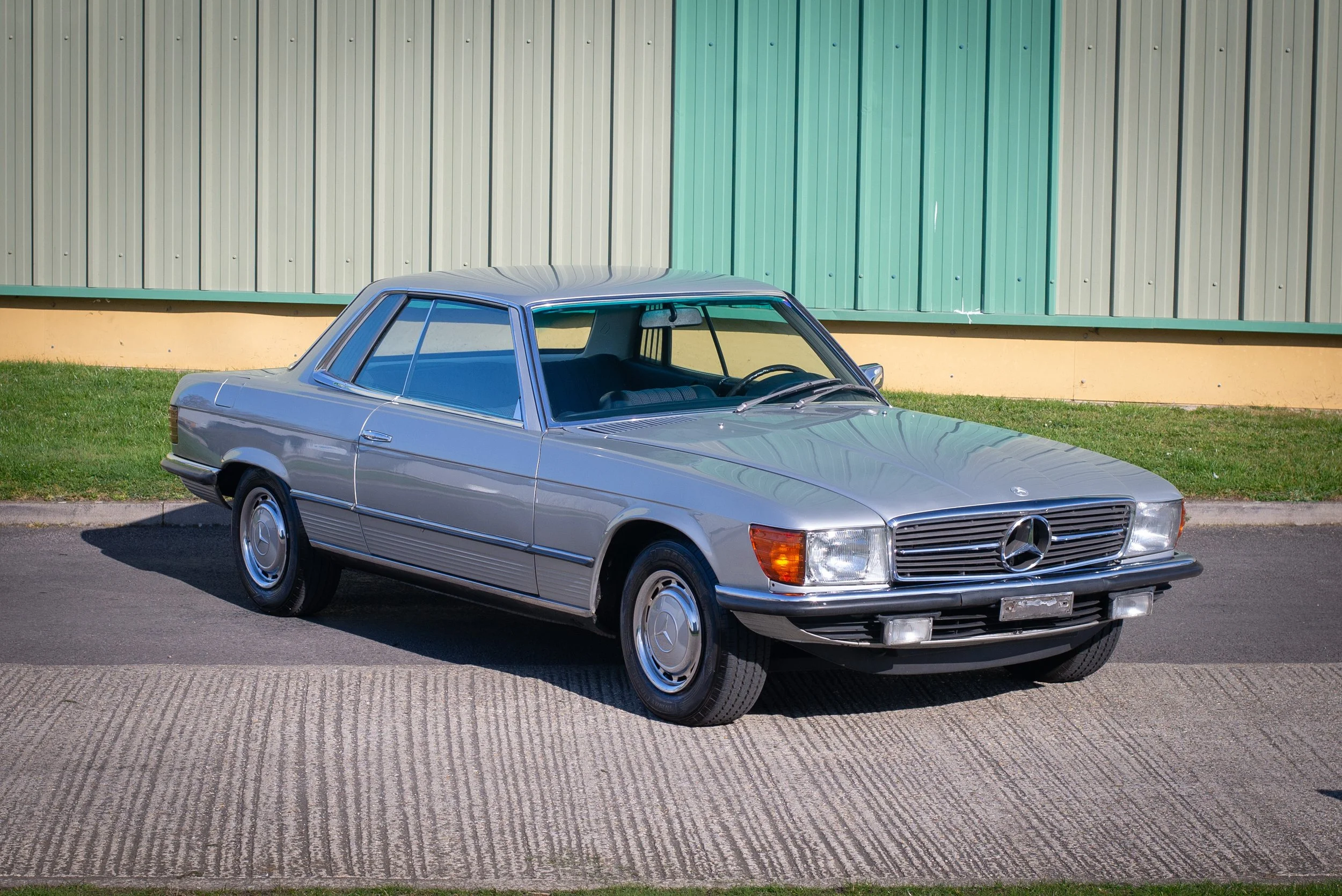 Mercedes 350SLC-32.jpg