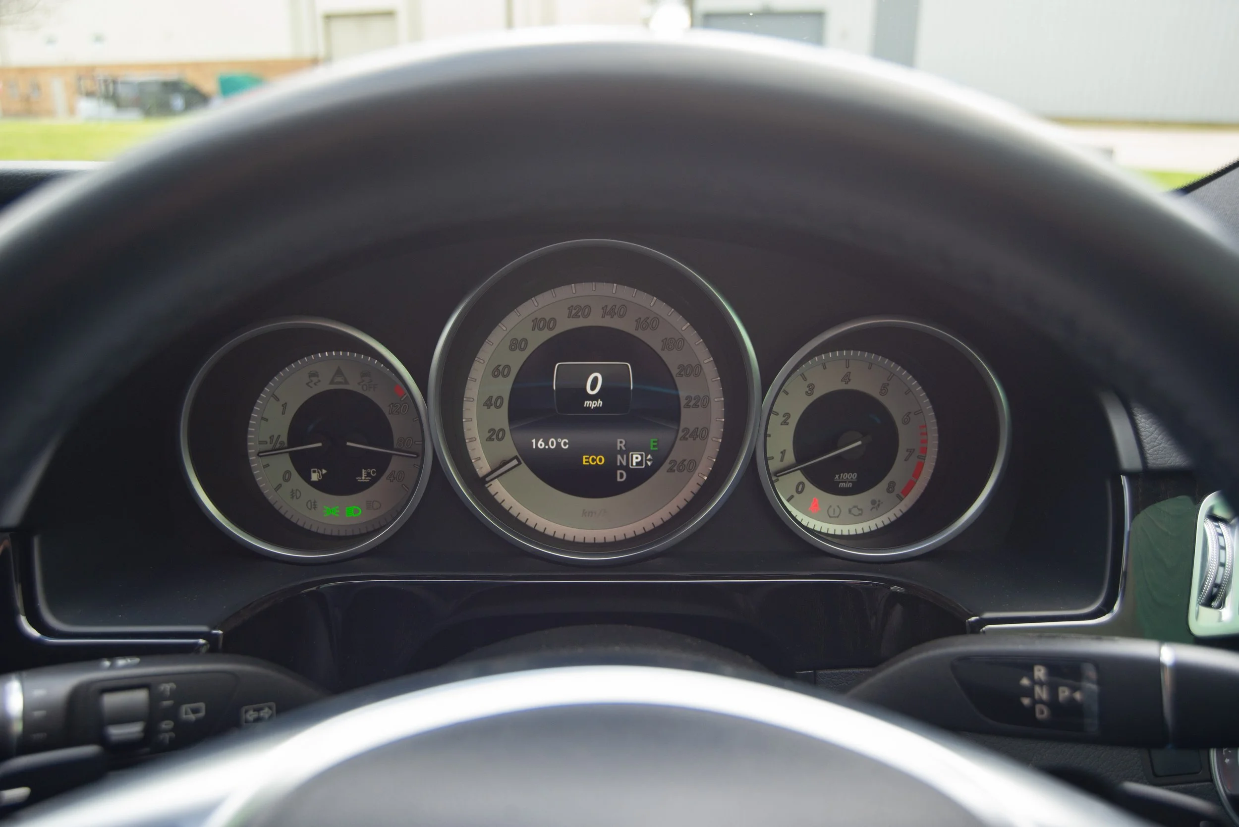 Mercedes E350 Estate-7.jpg