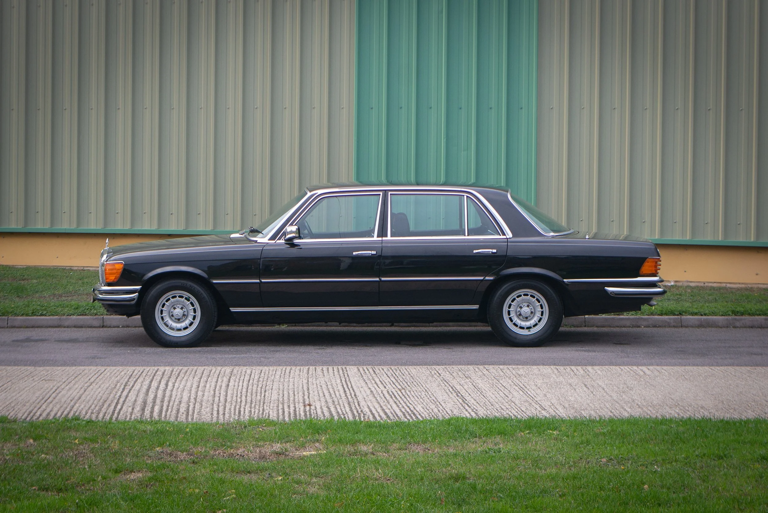 Mercedes 450SEL 6.9-28.jpg