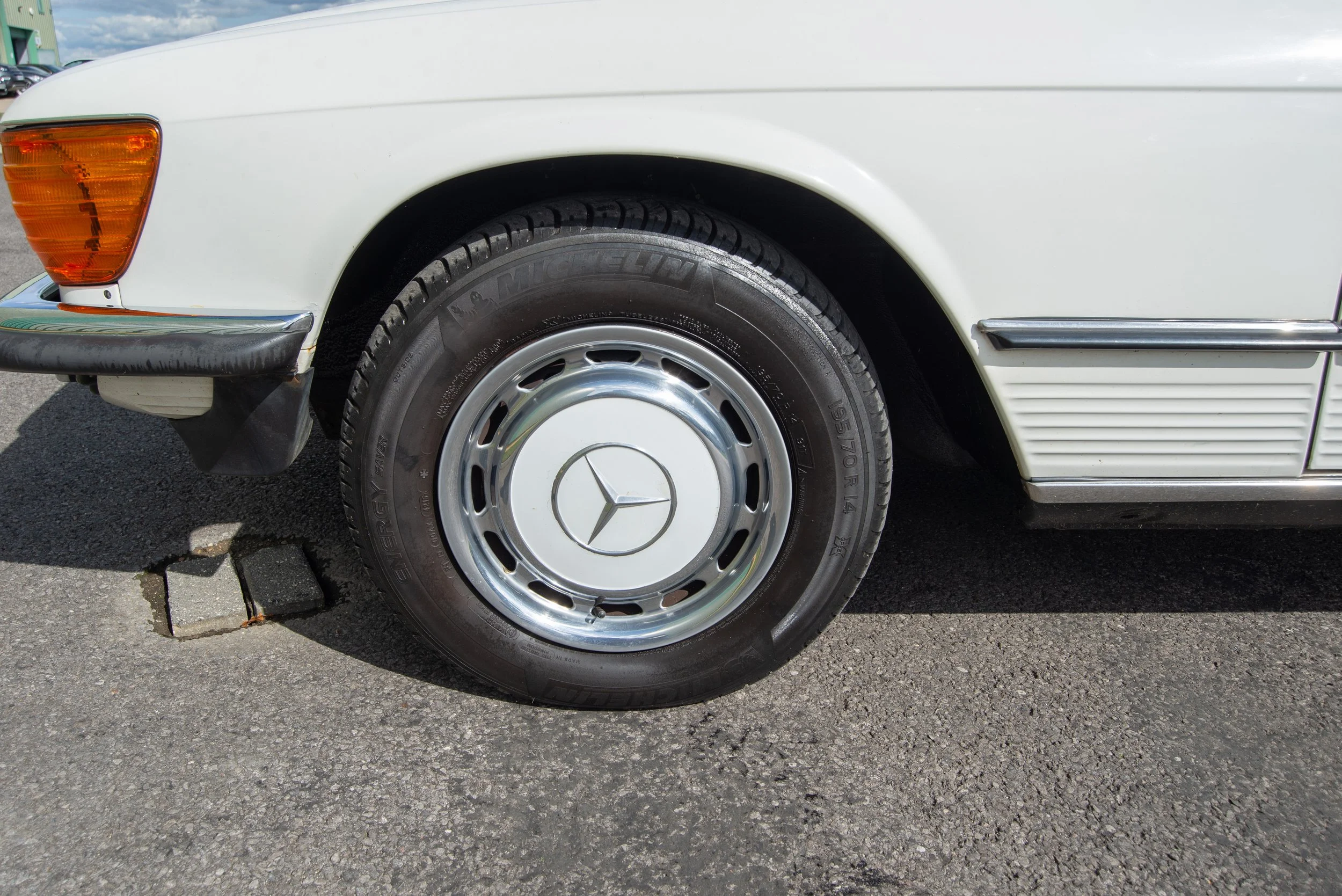 Mercedes 280SL-18.jpg