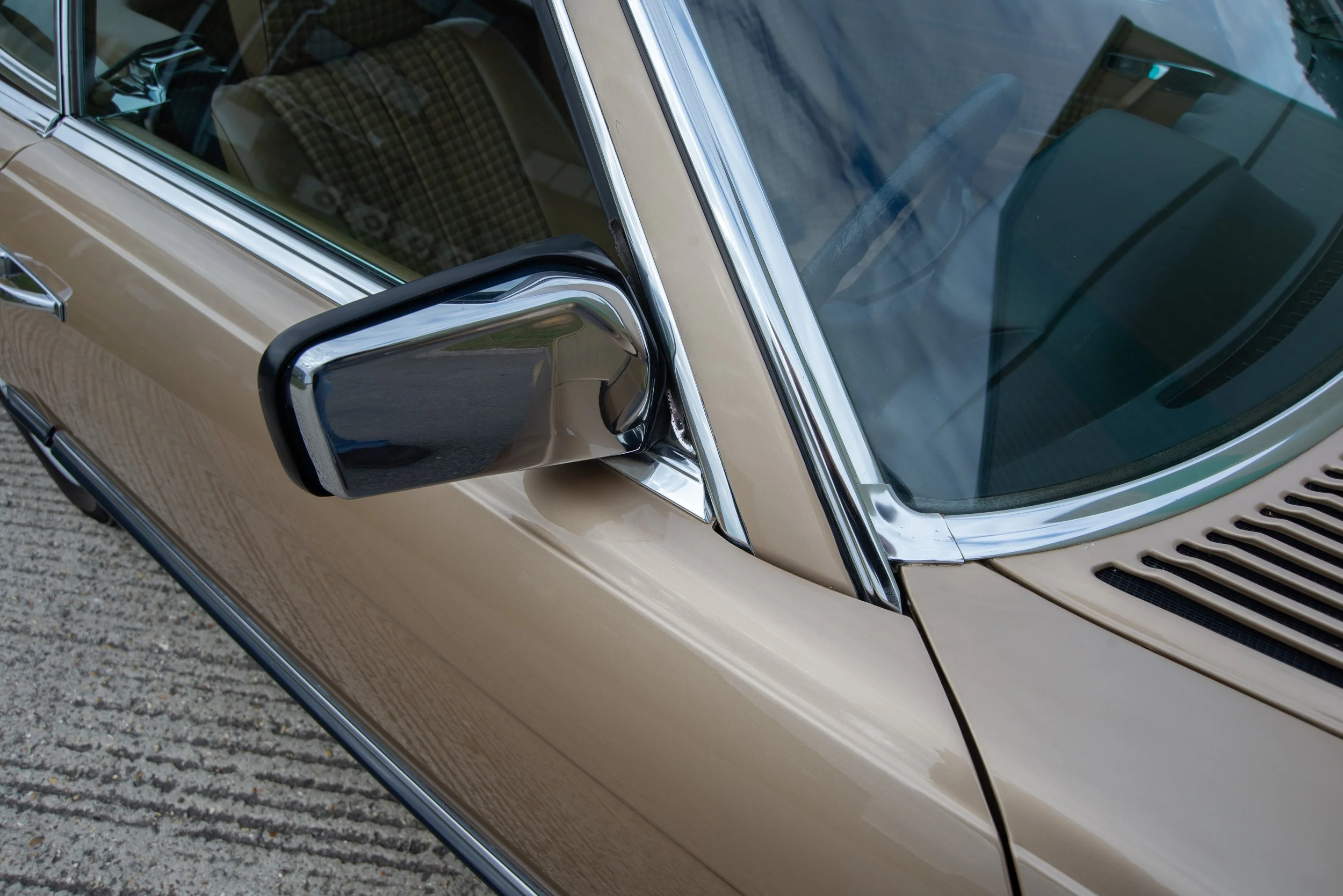 Mercedes 280SL-19.jpg