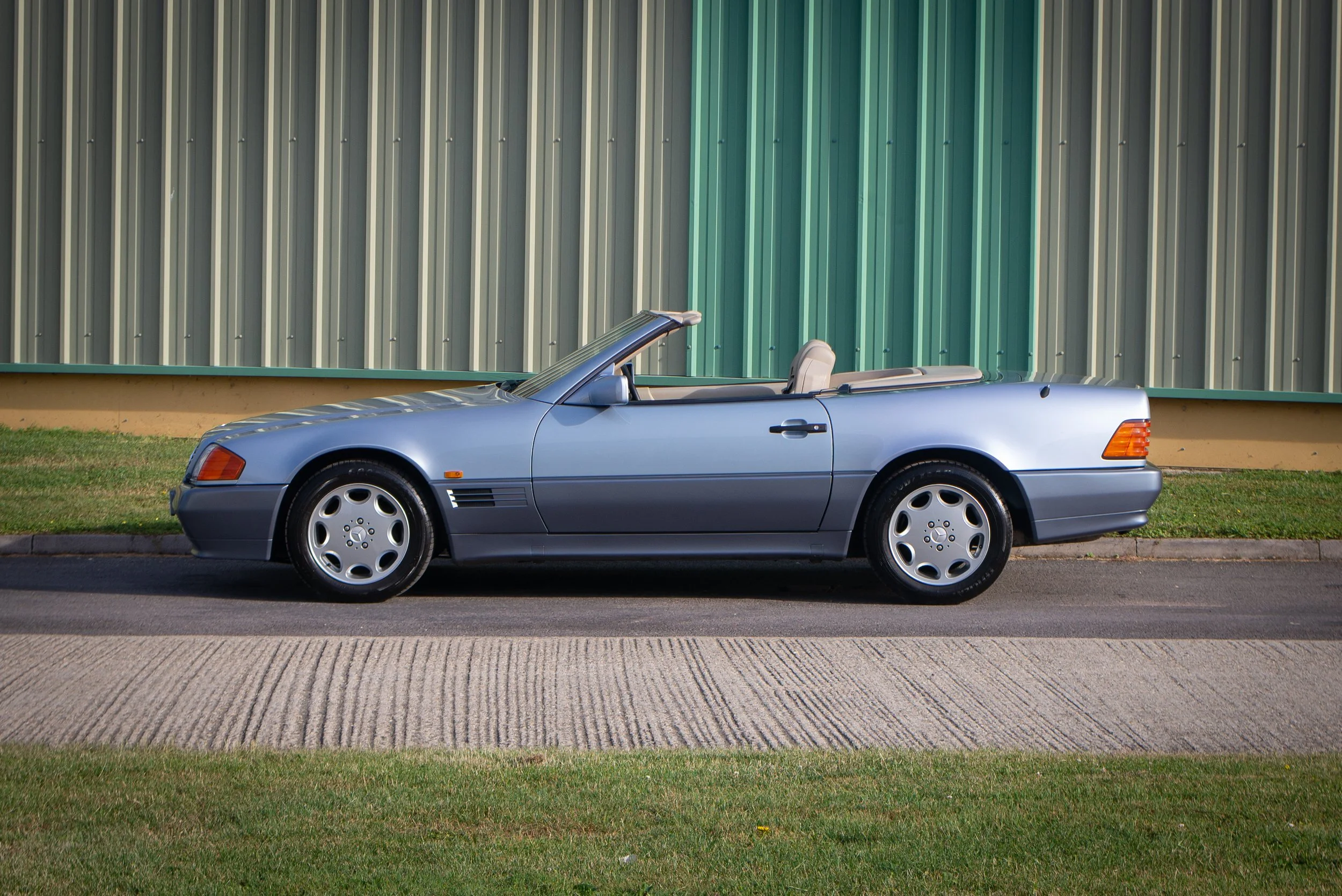 Mercedes 500SL-25.jpg