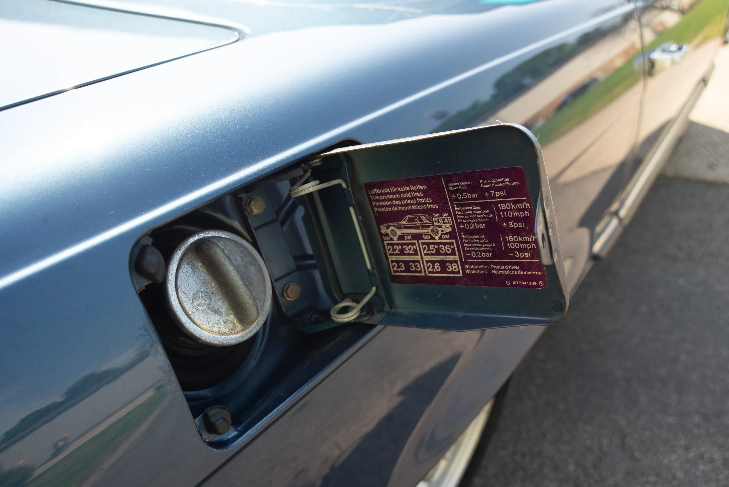 Mercedes 380SL-20.jpg