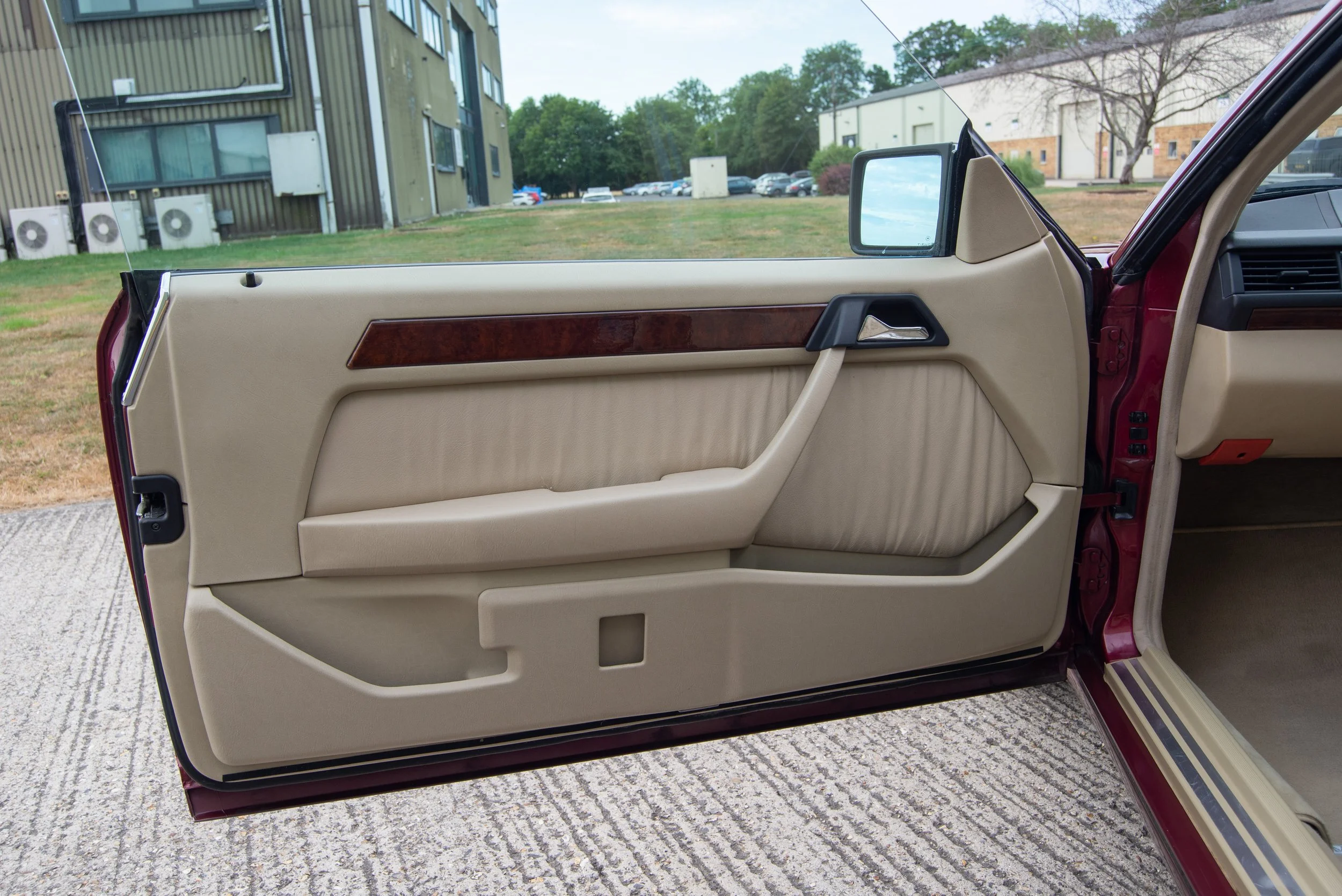 Mercedes 320CE-10.jpg