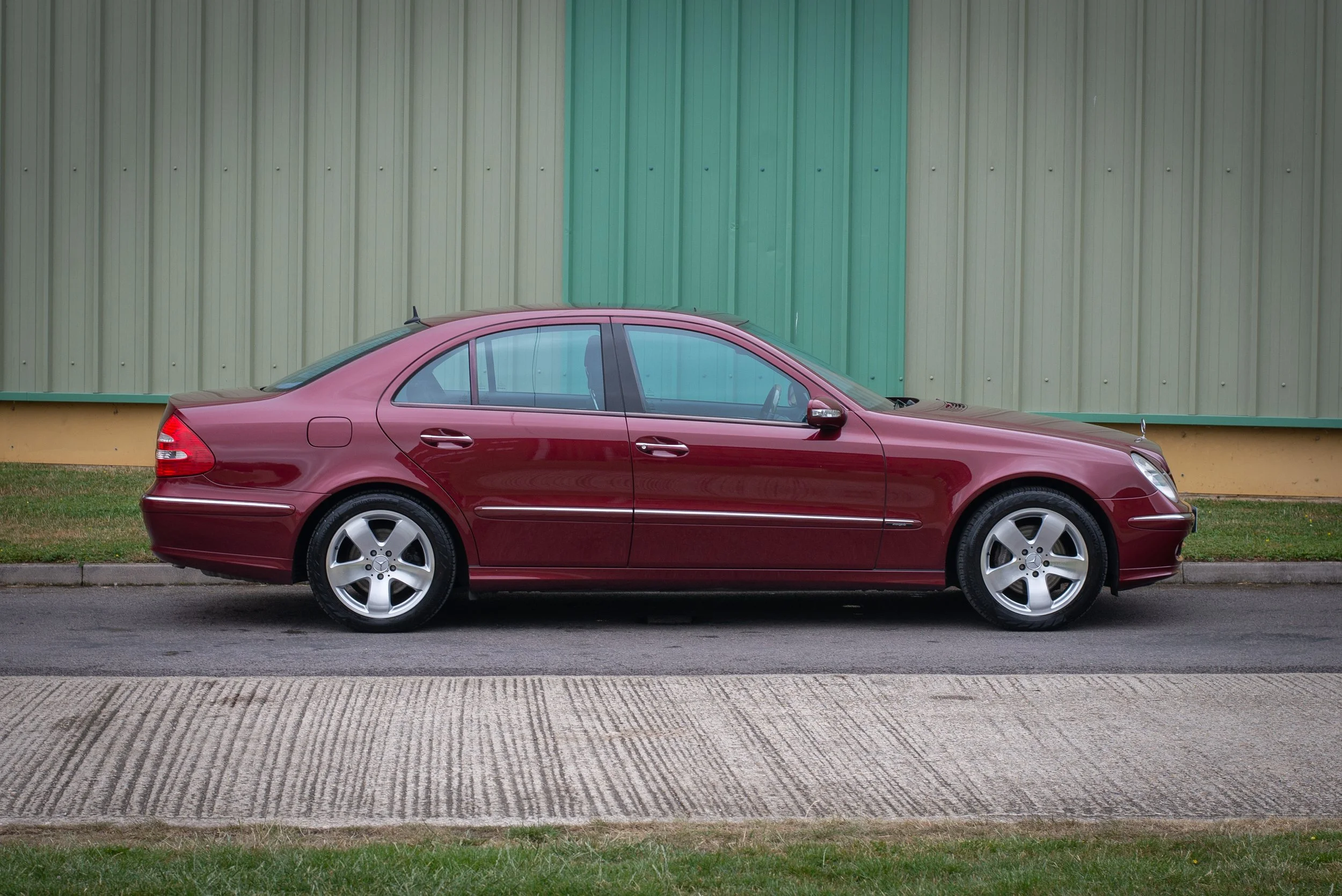 Mercedes E500-26.jpg
