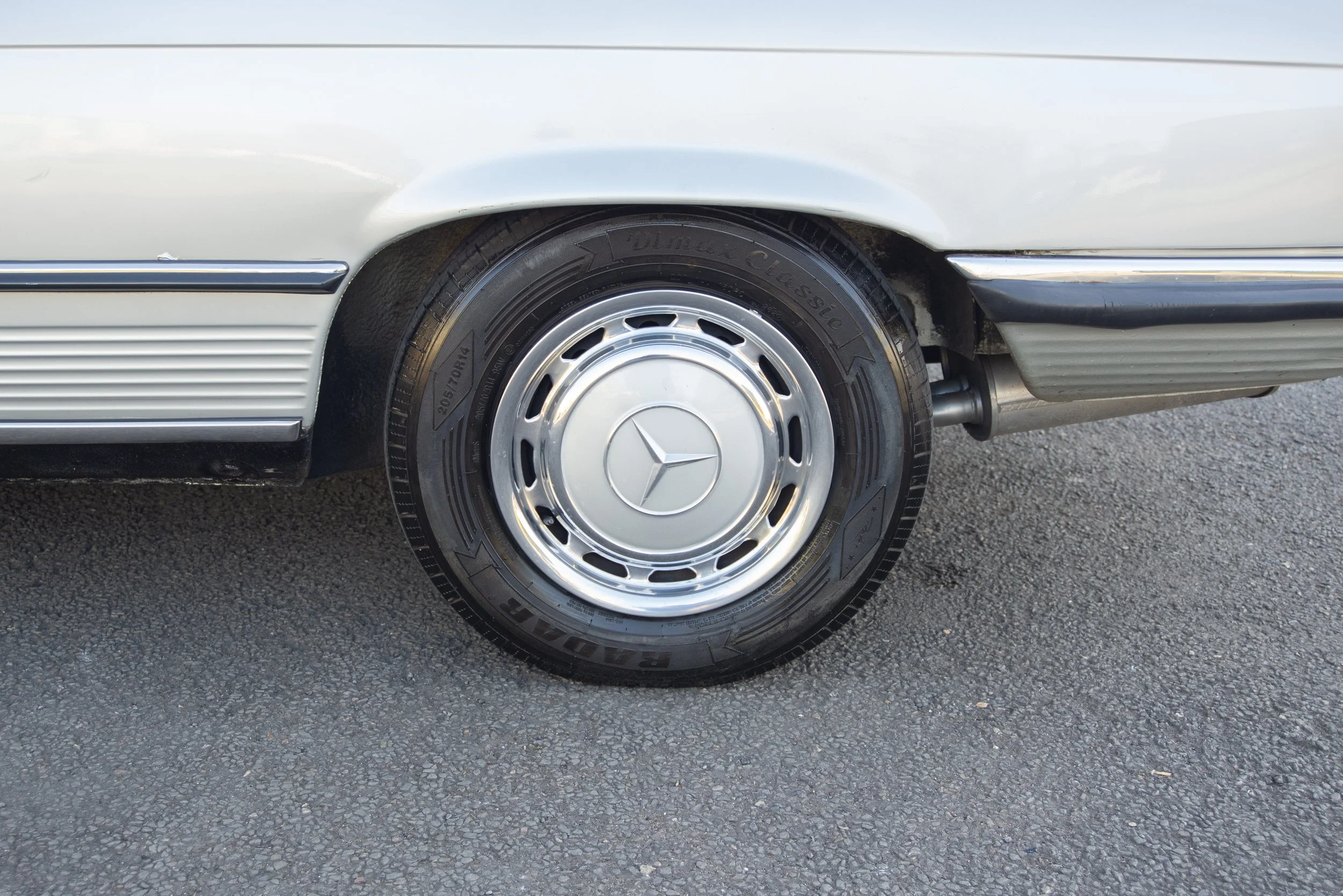 Mercedes 350SLC-20.jpg