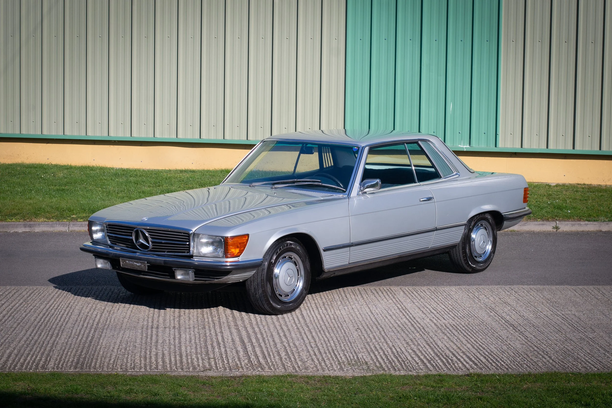 Mercedes 350SLC-34.jpg