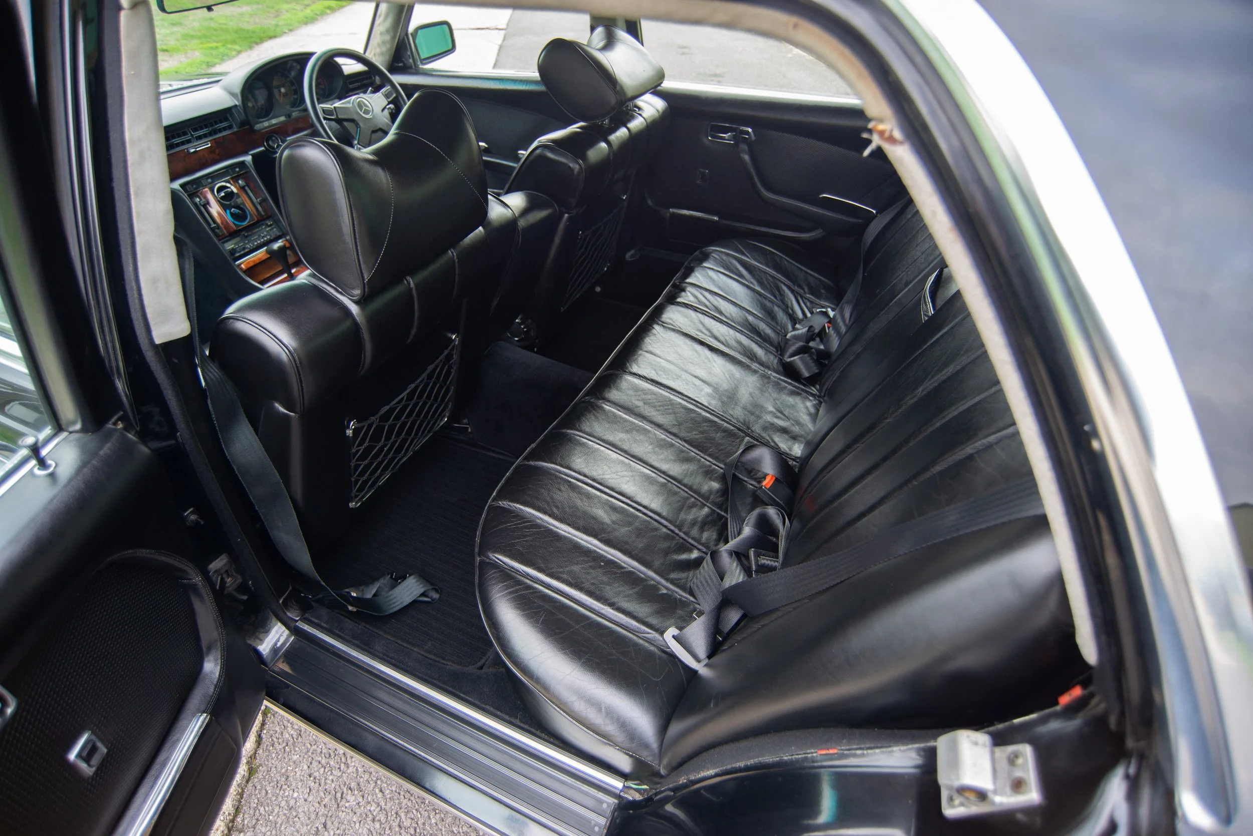 Mercedes 450SEL 6.9-9.jpg